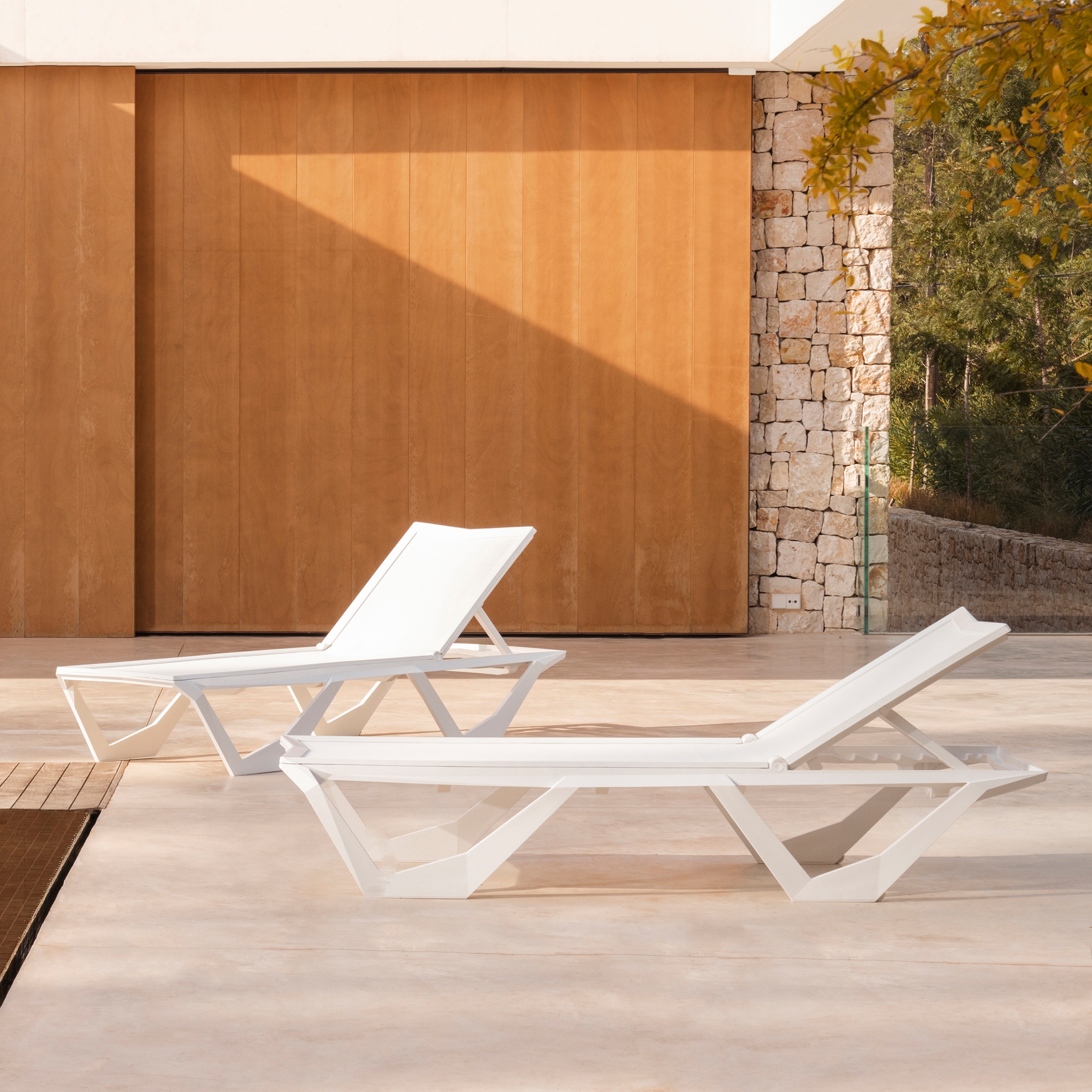Produkt Voxel sun lounger des Herstellers Vondom anzeigen