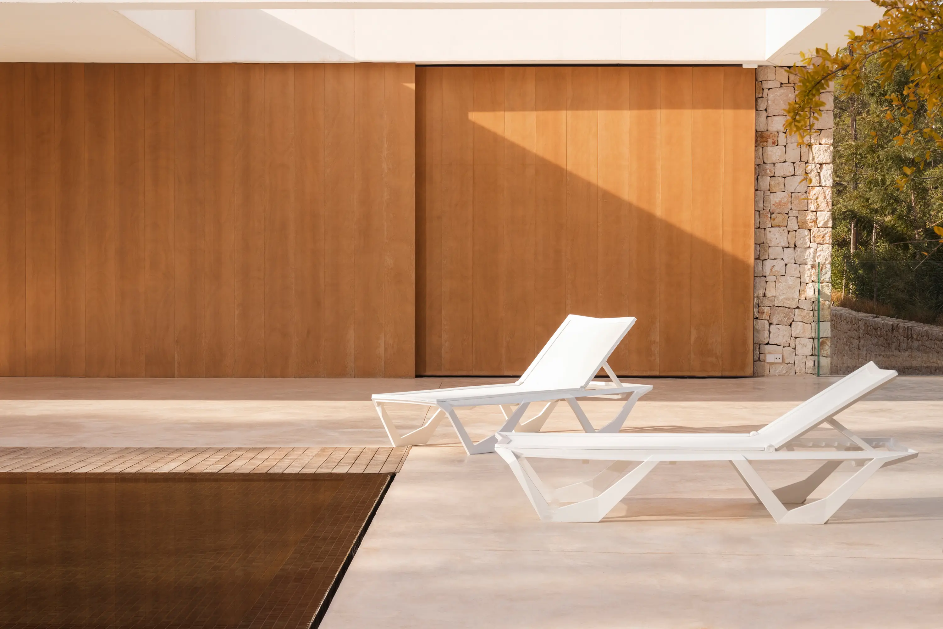 Vondom - Voxel sun lounger