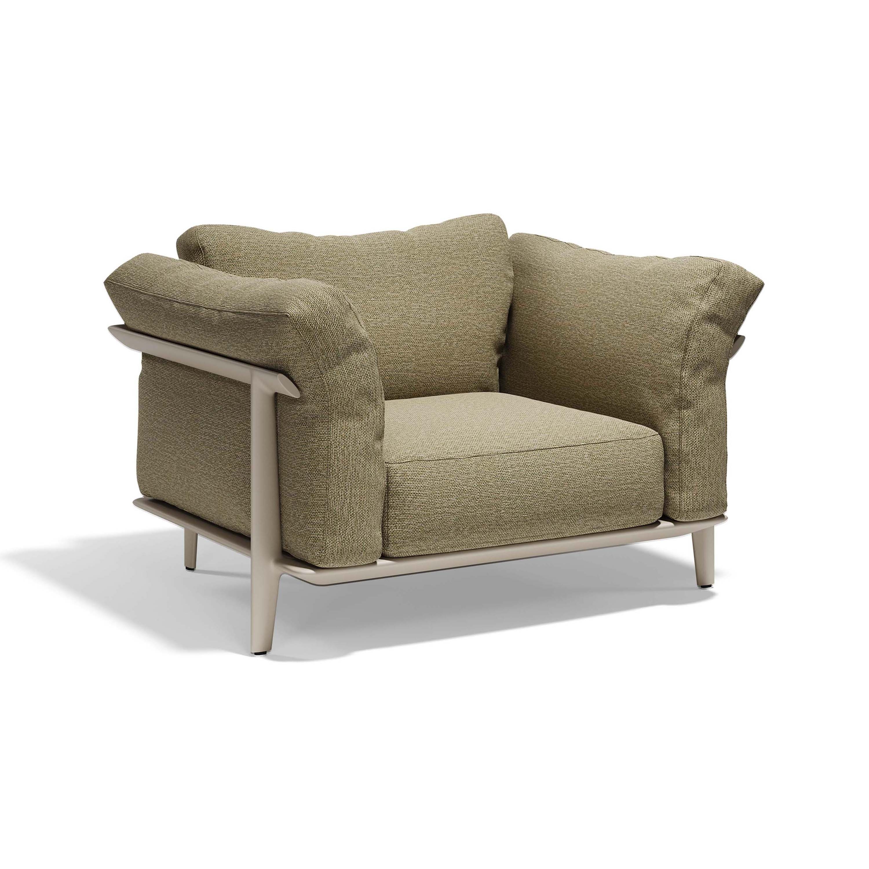 Display product Pasadena Lounge Chair from manufacturer Vondom