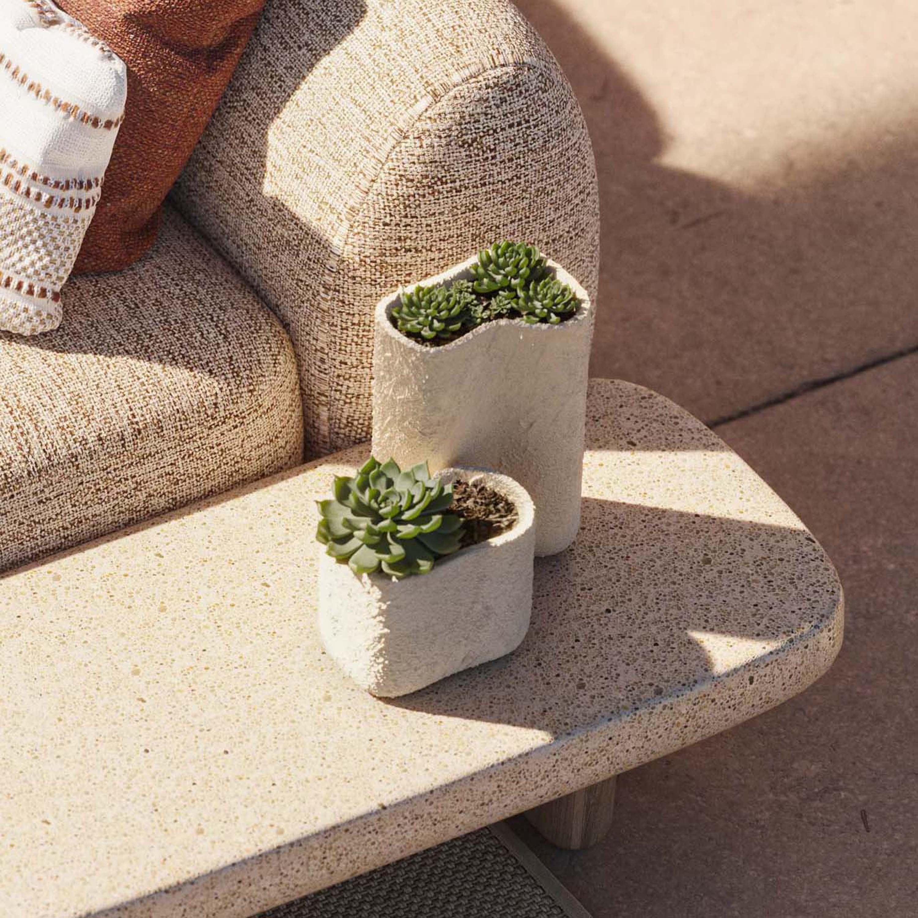 Milos nano planters