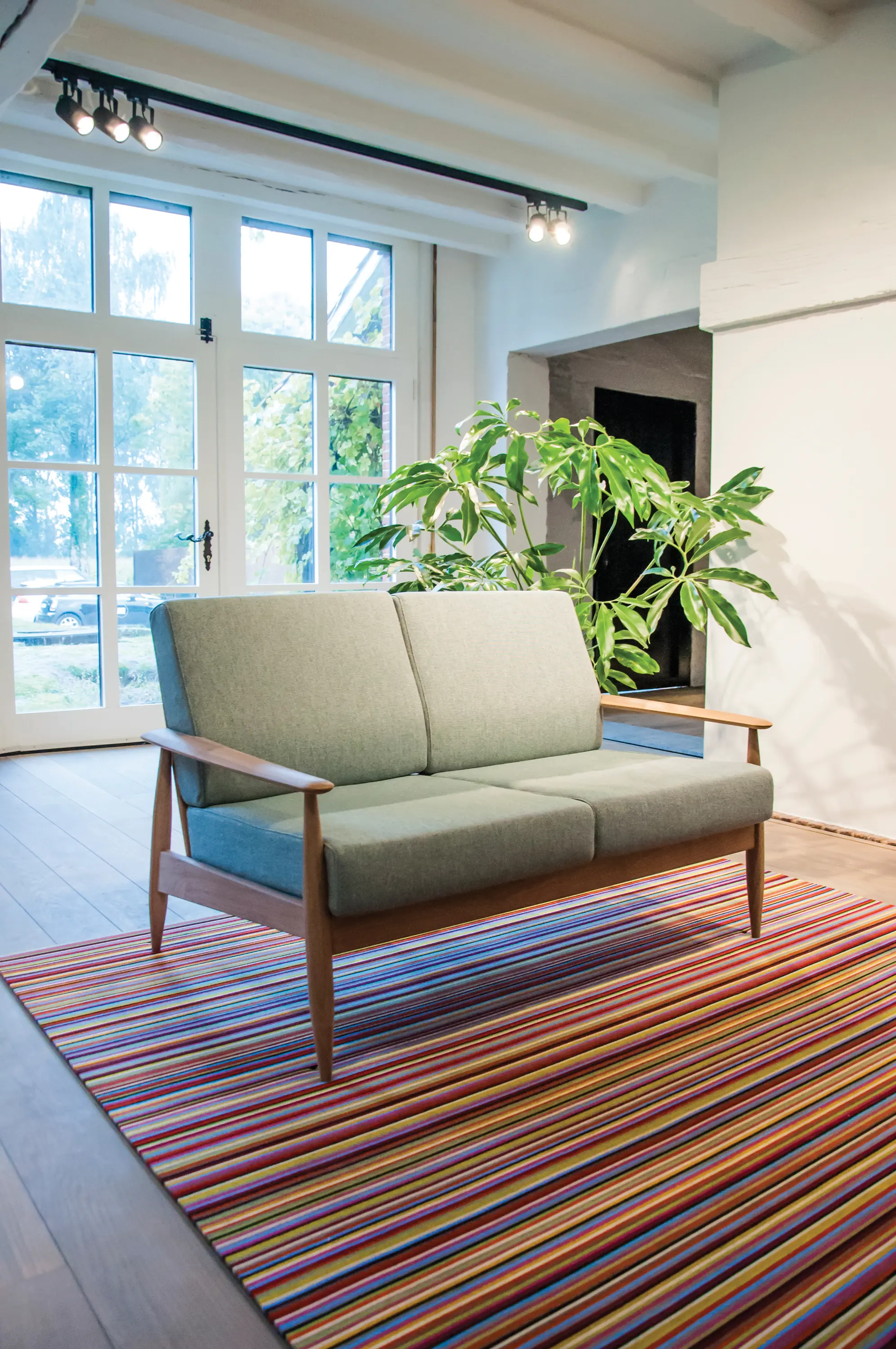 BuzziSpace - BuzziNordic - Model ST102