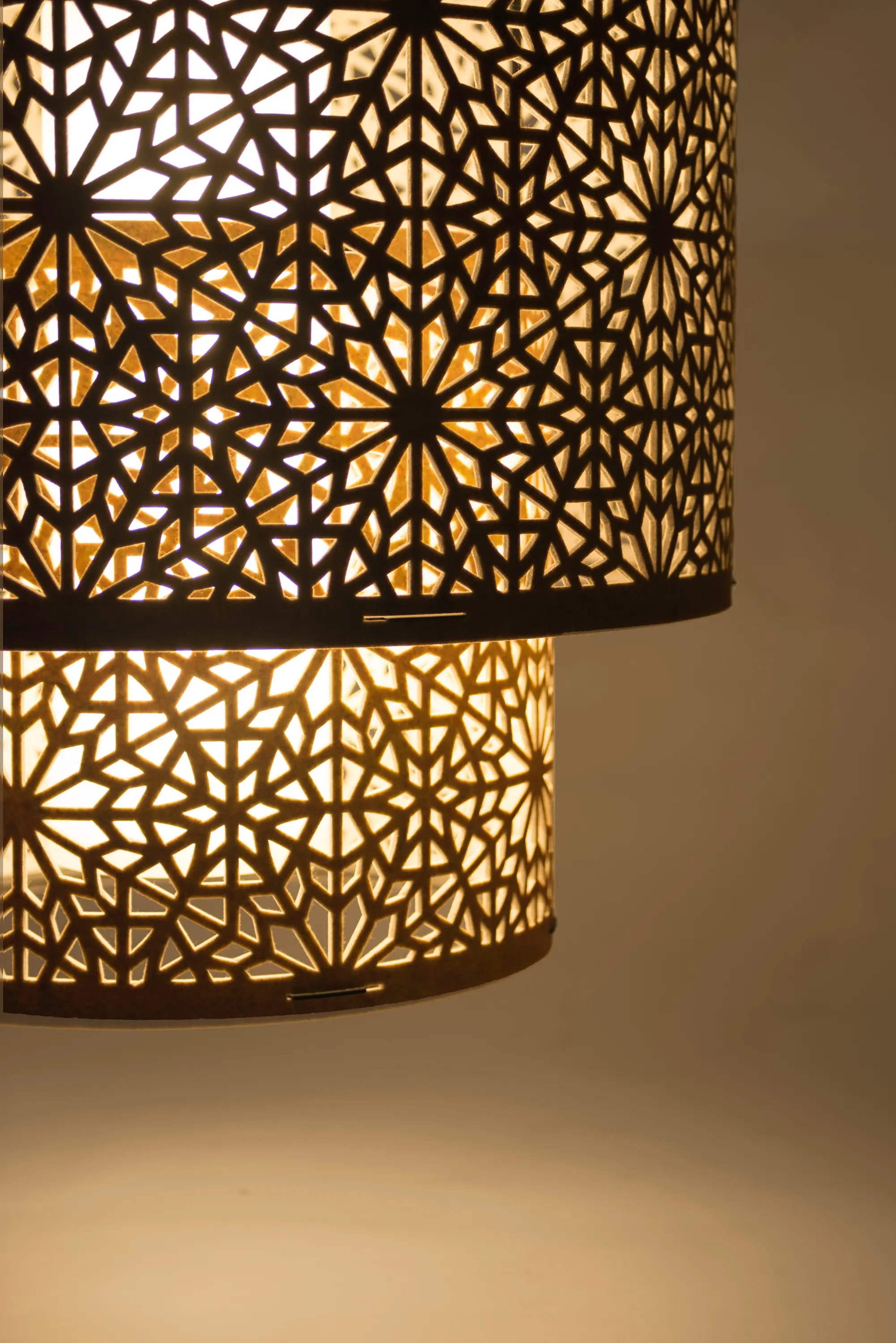 BuzziSpace - BuzziChandelier