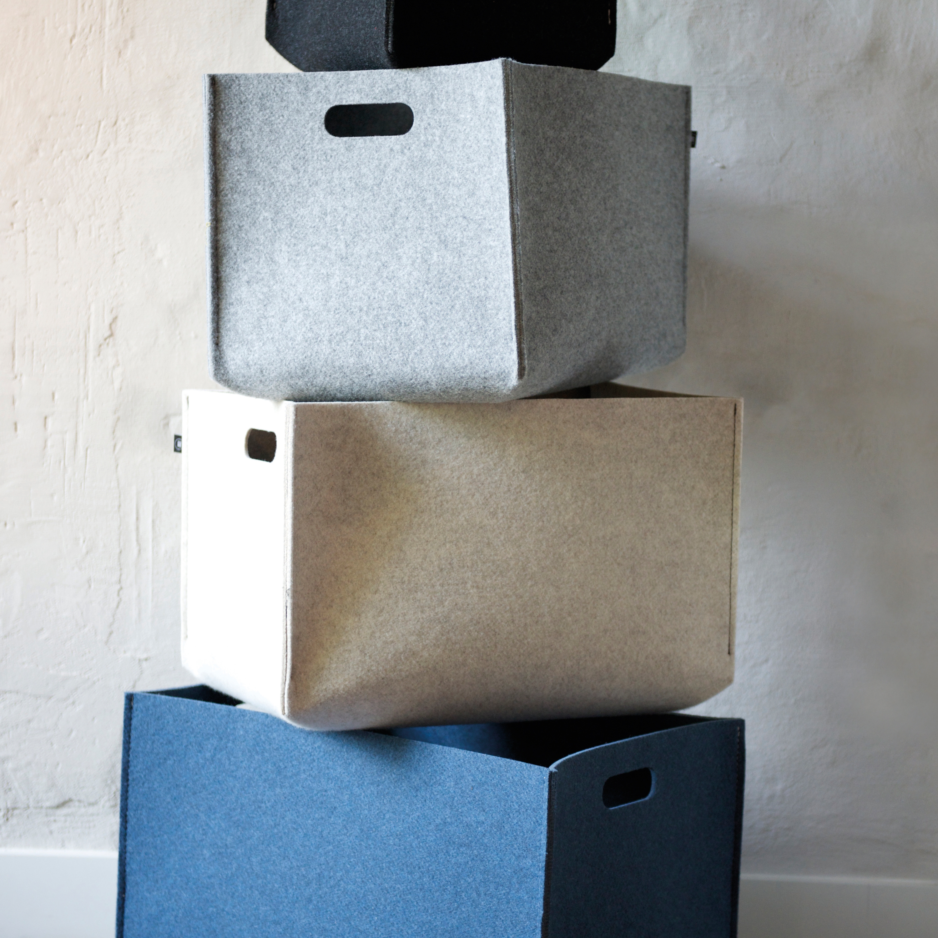 Display product BuzziBox from manufacturer BuzziSpace