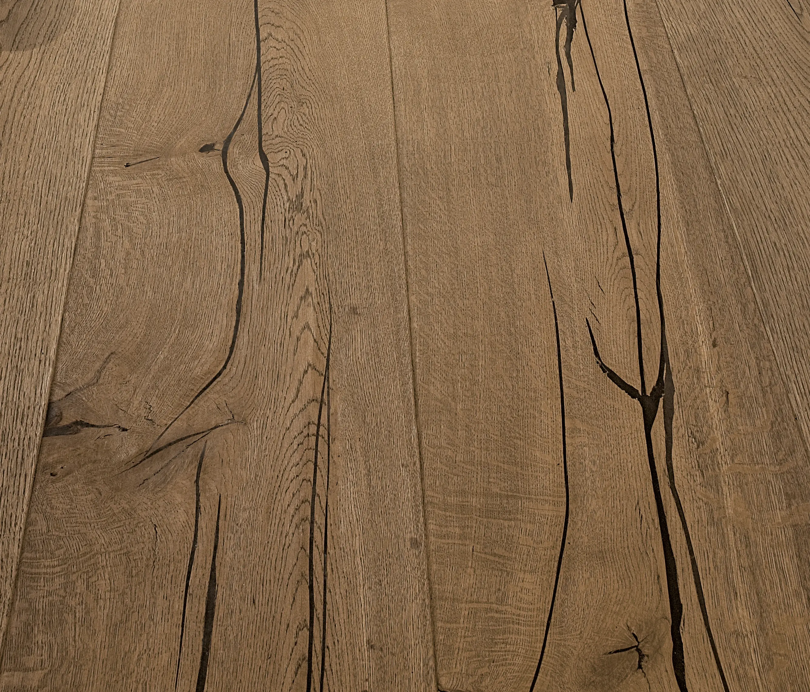 mafi - Magic OAK black hand-planed | grey oil