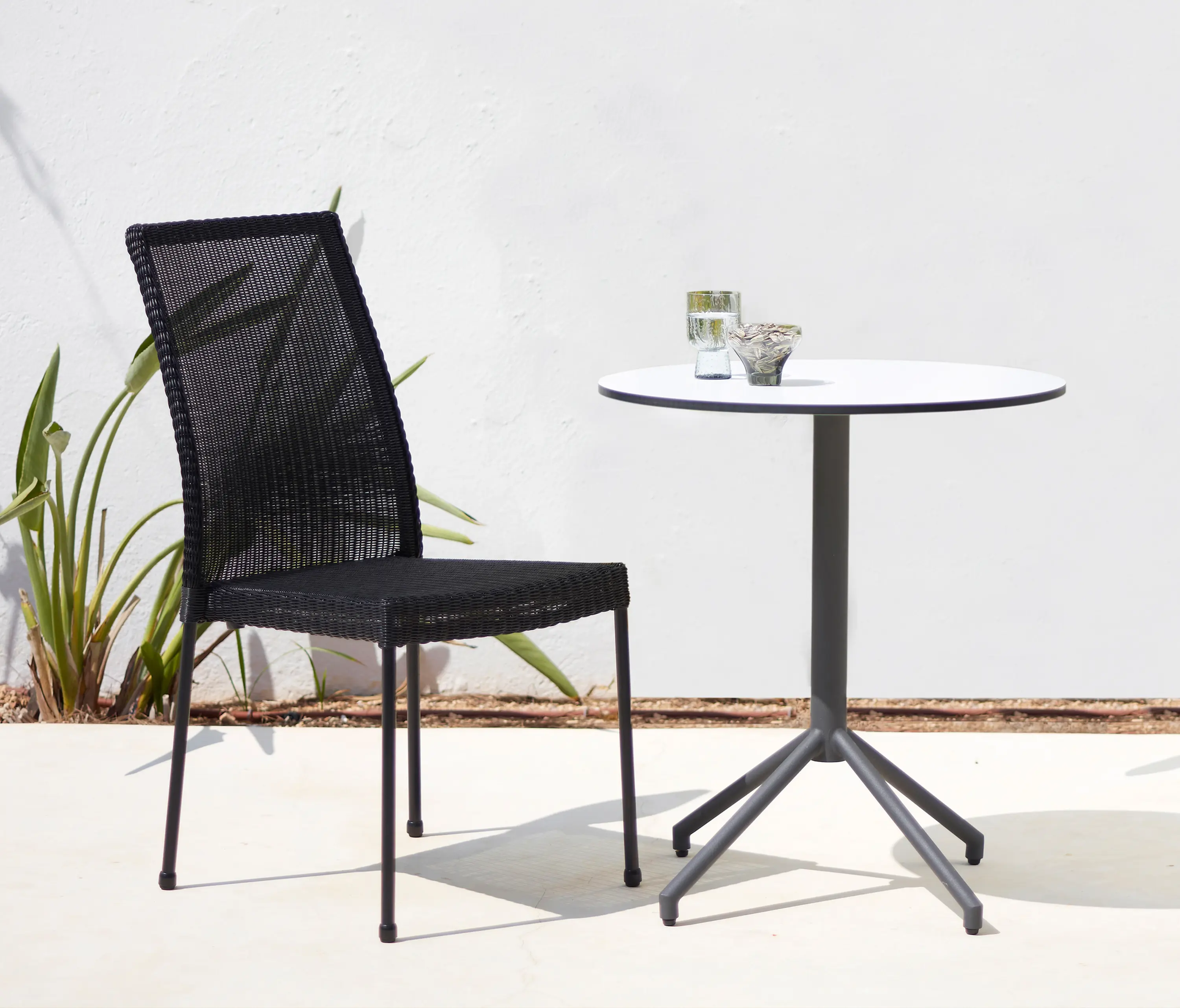 Cane-line - Avenue dining table