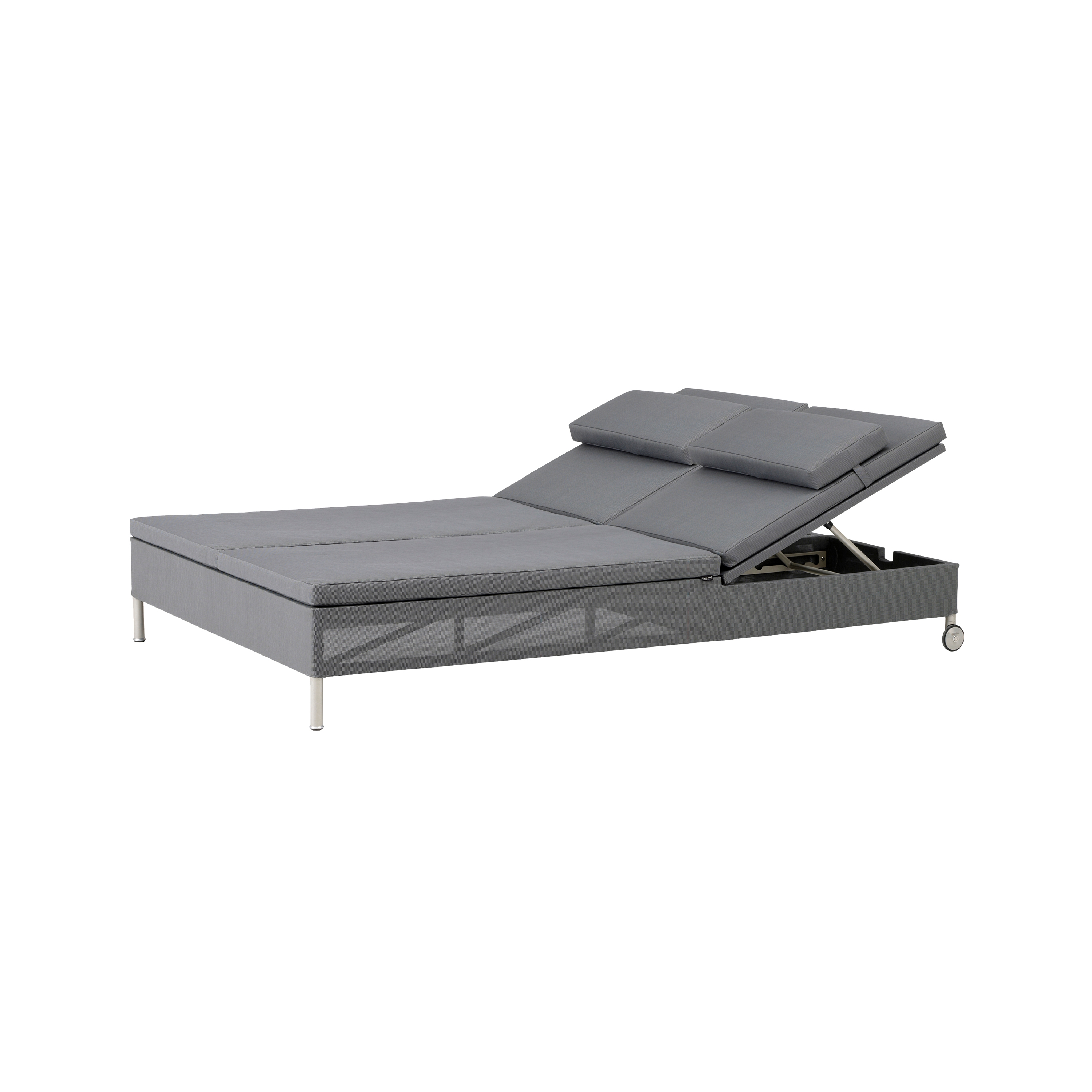 Display product Rest Double Sunbed from manufacturer Cane-line