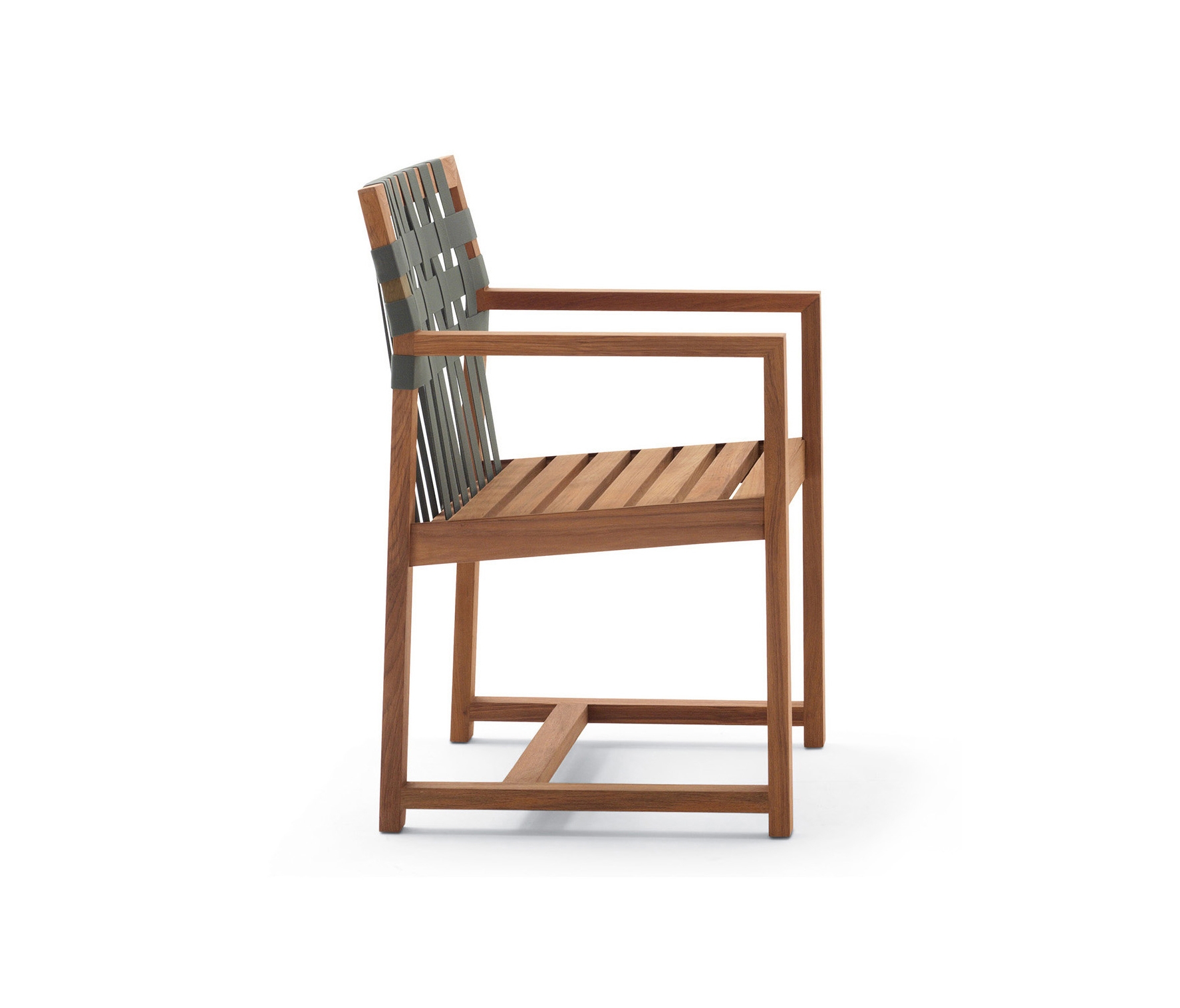 Display product NETWORK 159 Armchair from manufacturer Roda
