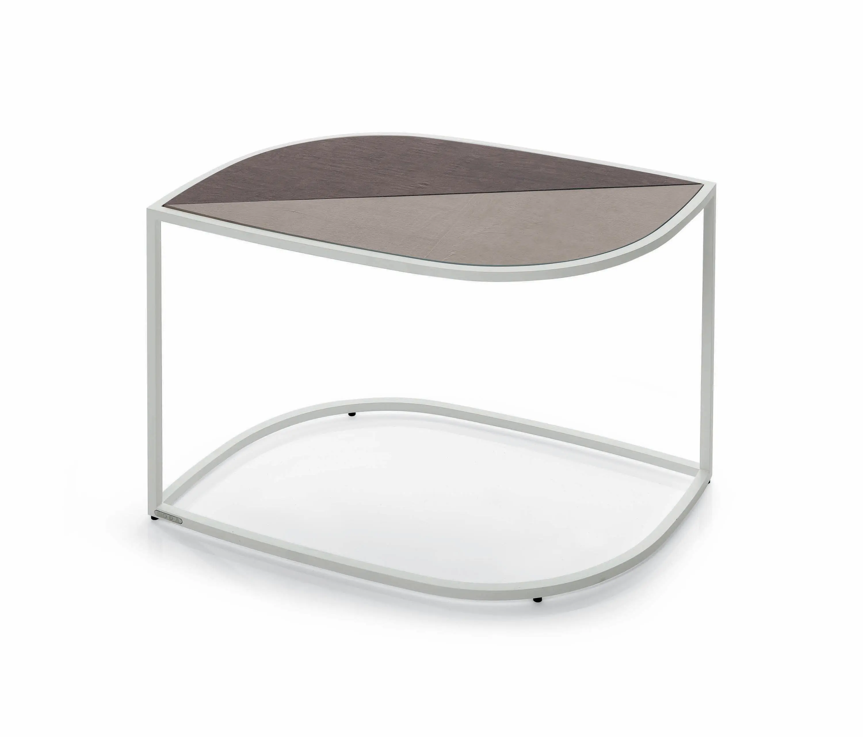 Roda - LEAF Side Table | Milk