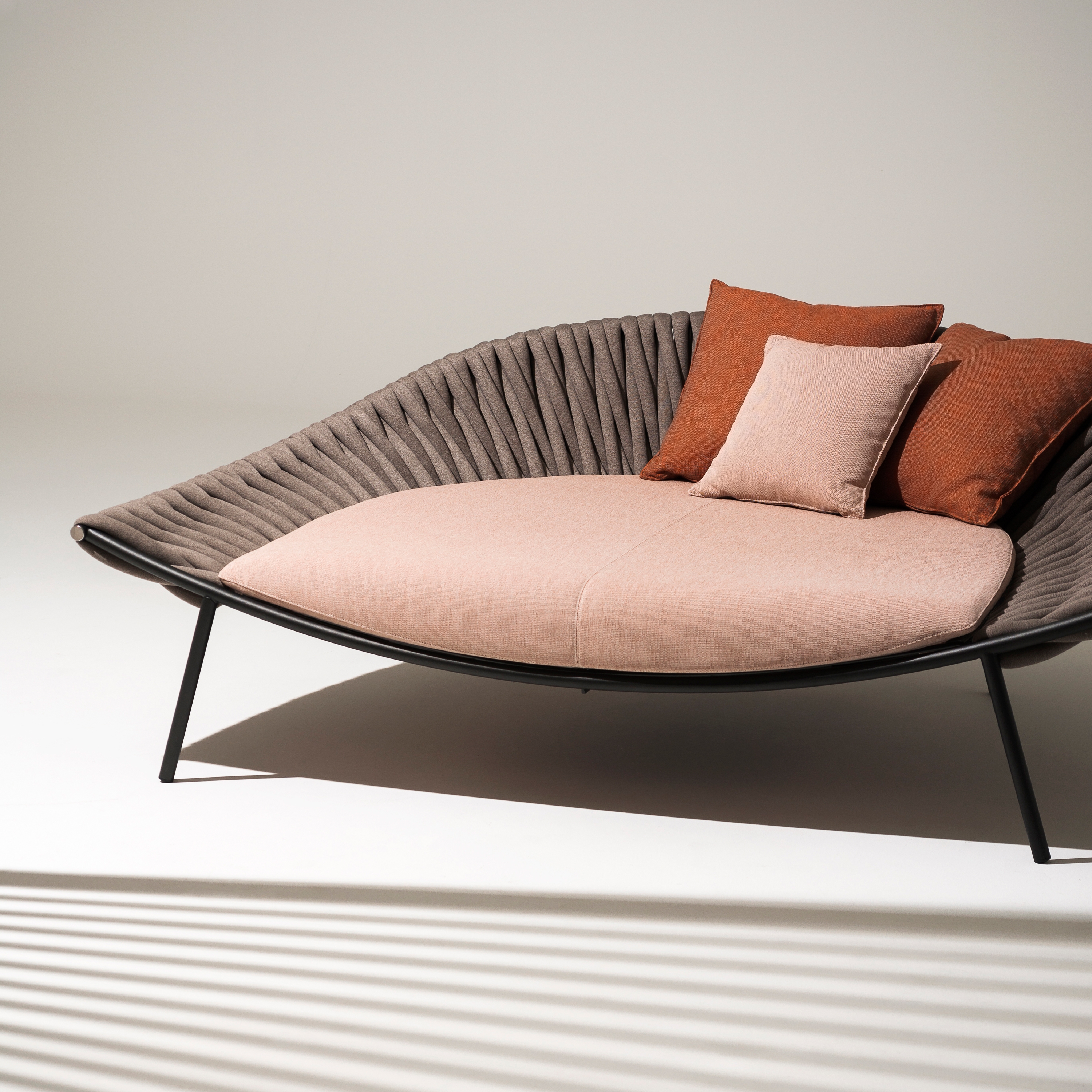 Mostra il prodotto Daybed ARENA 001 del produttore Roda