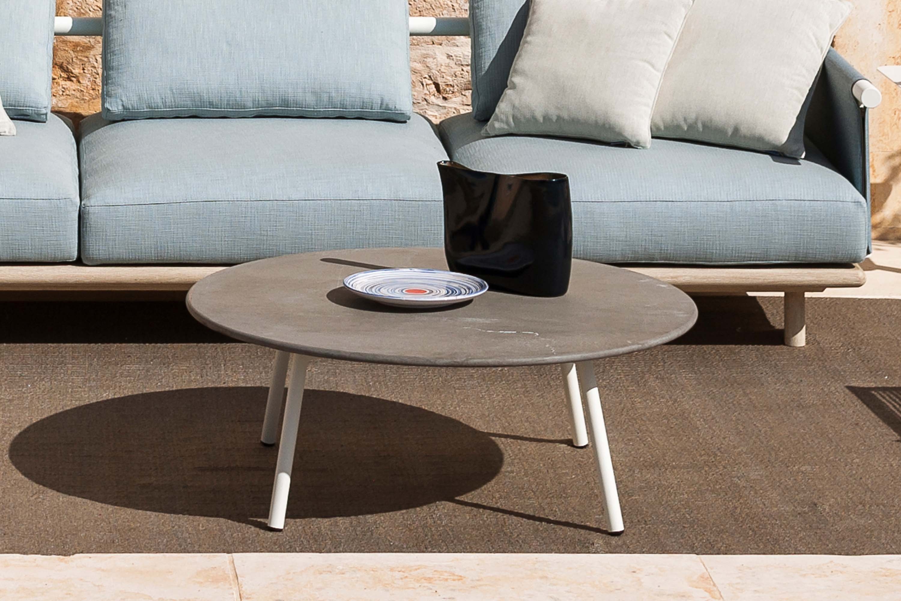 Display product PIPER 012 coffee table from manufacturer Roda