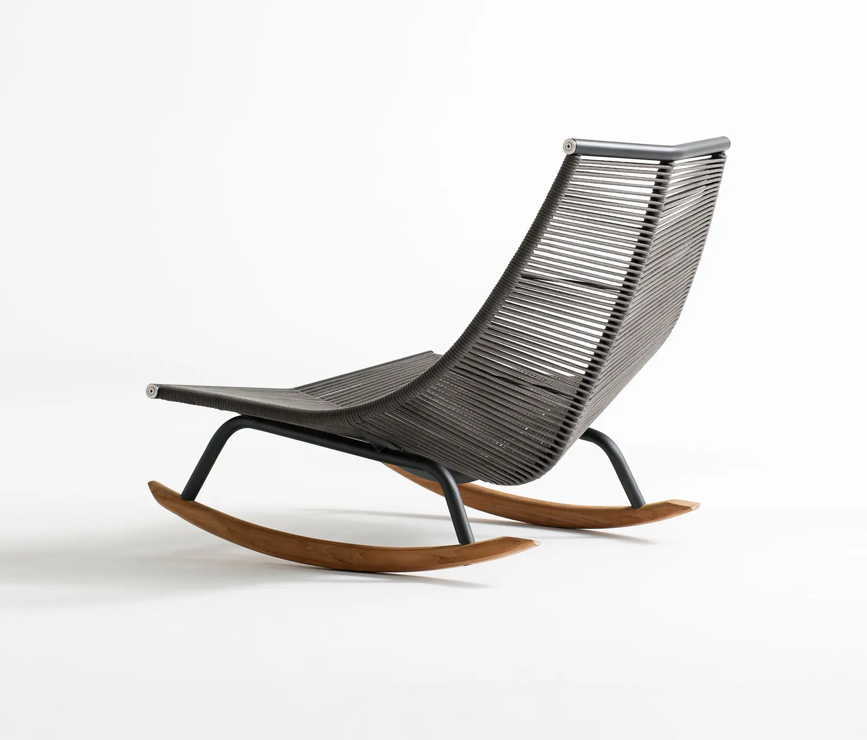 Roda - Sillón mecedora LAZE 003