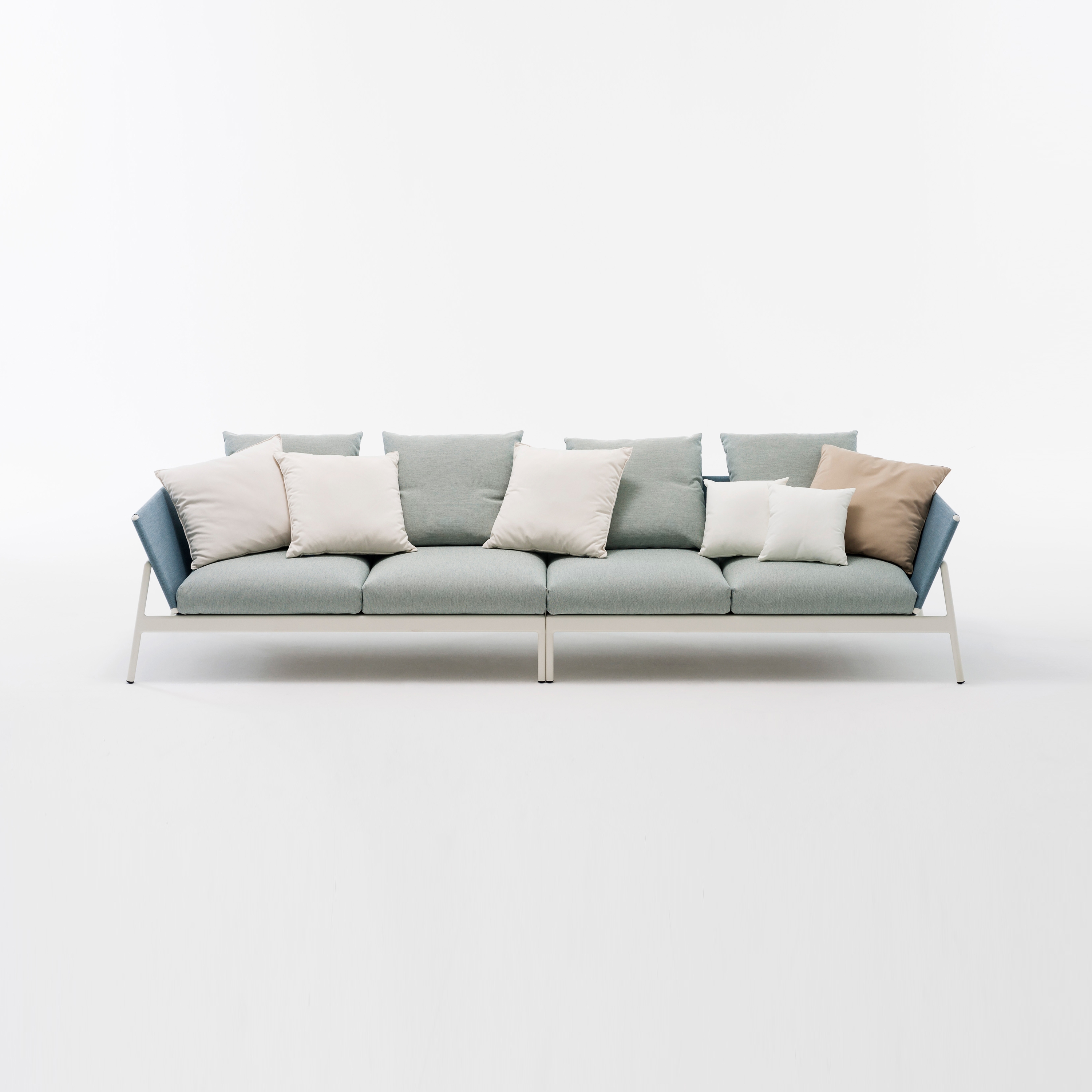 Display product PIPER Sofa from manufacturer Roda