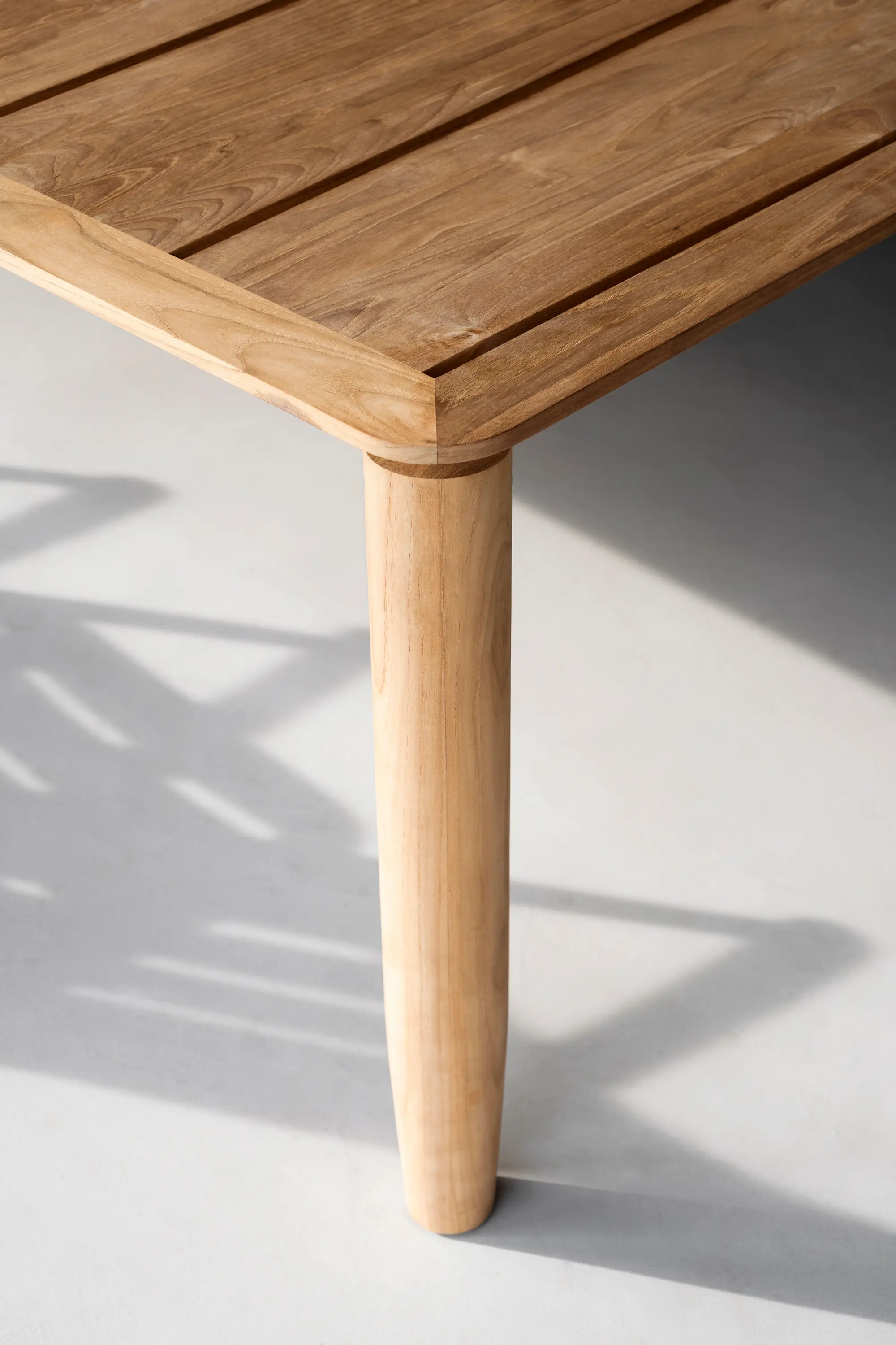 Roda - LEVANTE 030 Table