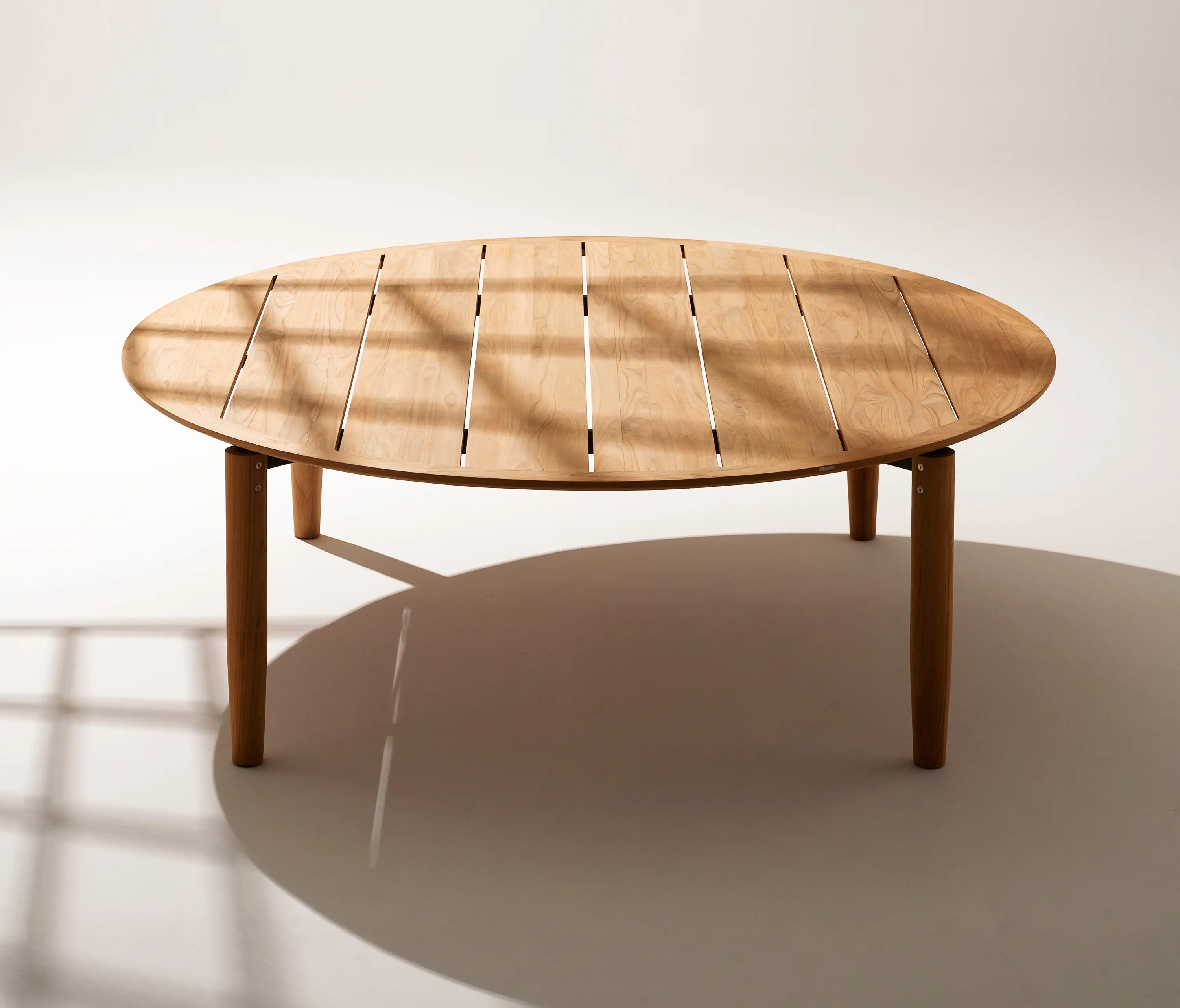 Roda - LEVANTE 018 Tisch
