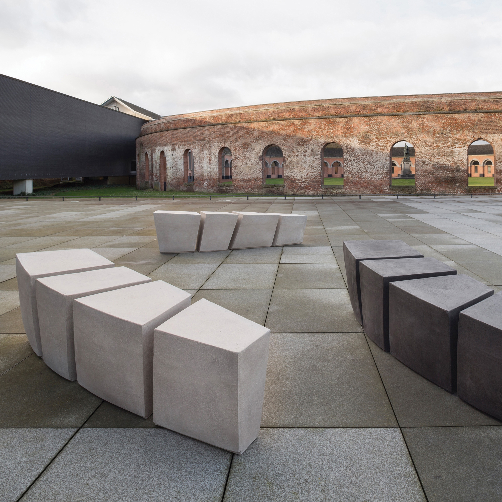 OUTDOOR FURNITURE