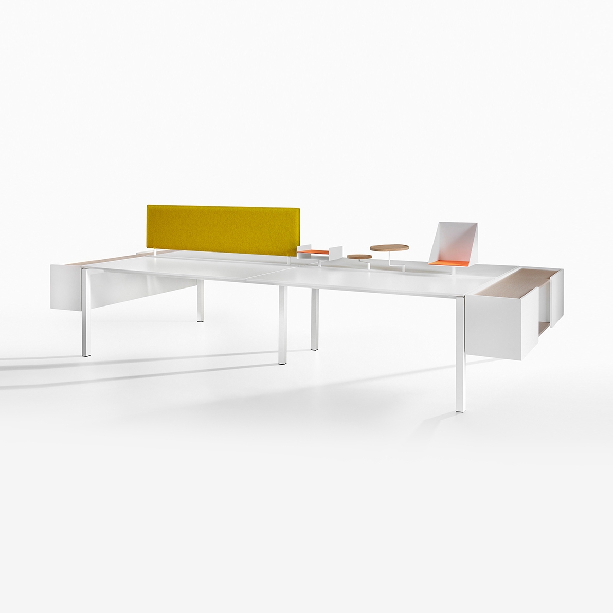 Display product One from manufacturer IOC project partners