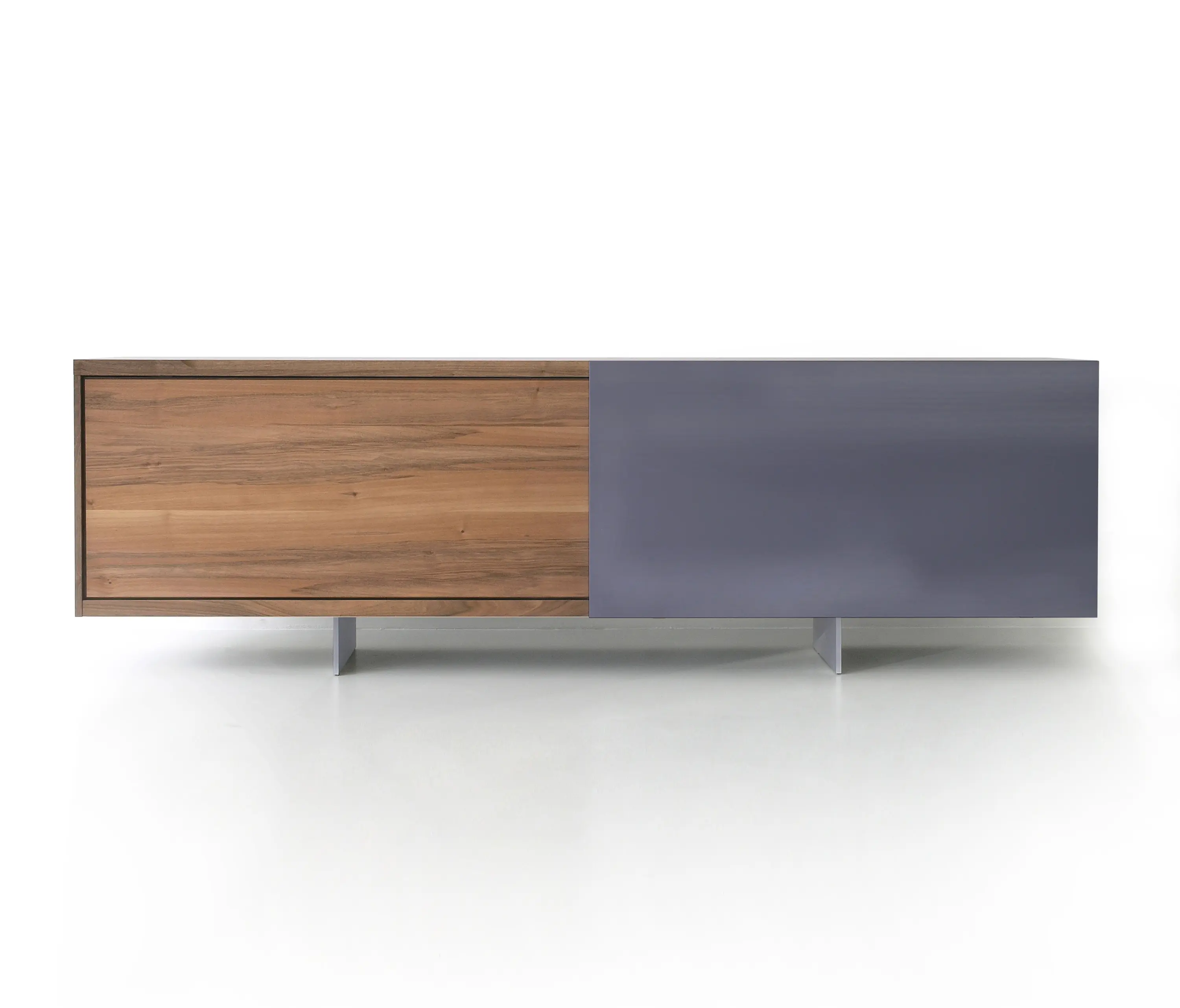 Ign. Design. - IGN. B2. SIDEBOARD.