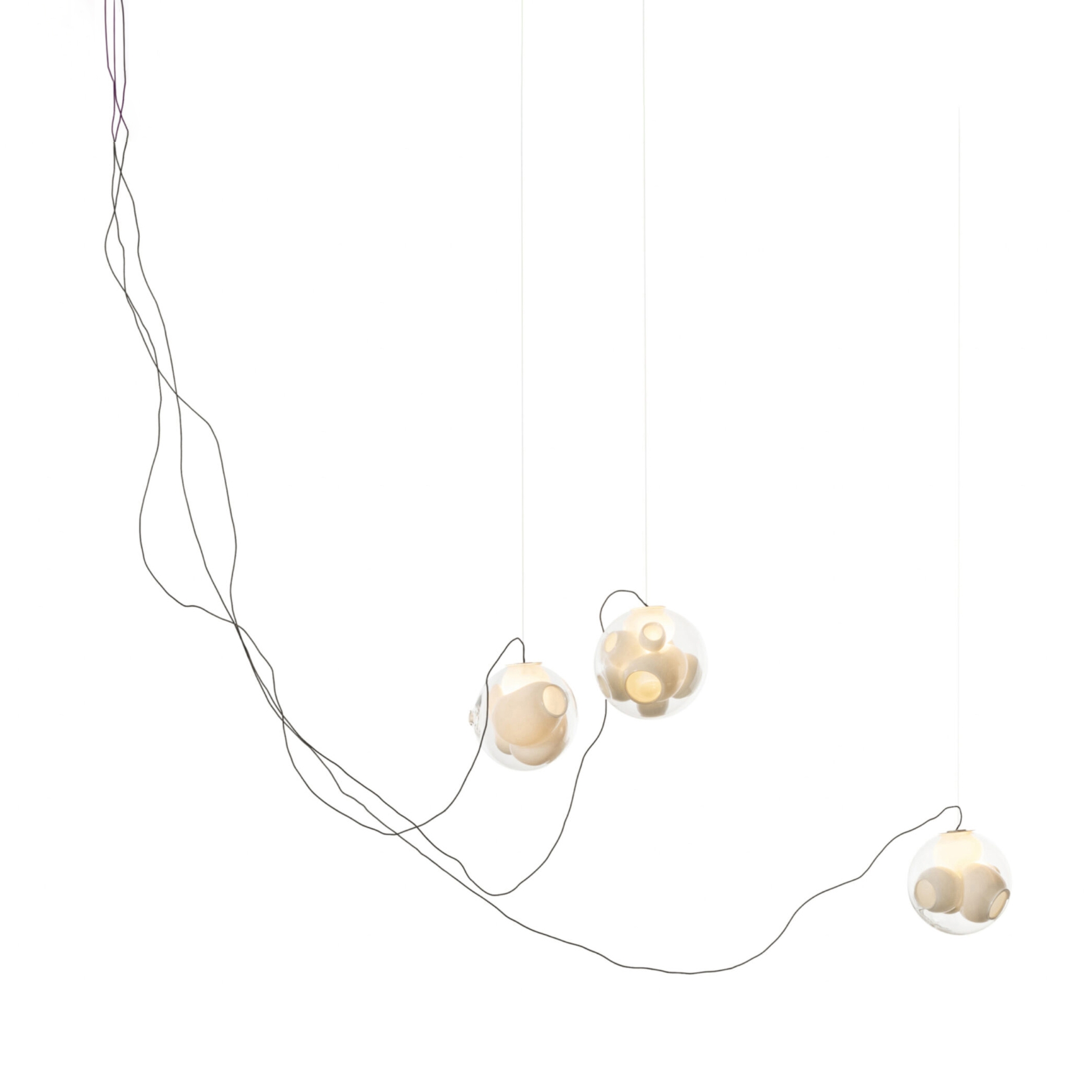 Series 38.3V sculptural cable