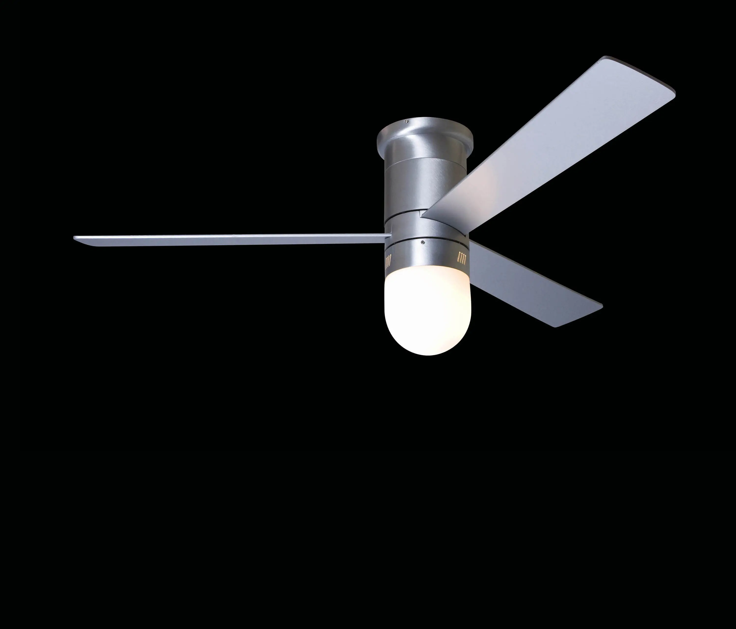 The Modern Fan - Cirrus hugger brushed aluminum with 352 light