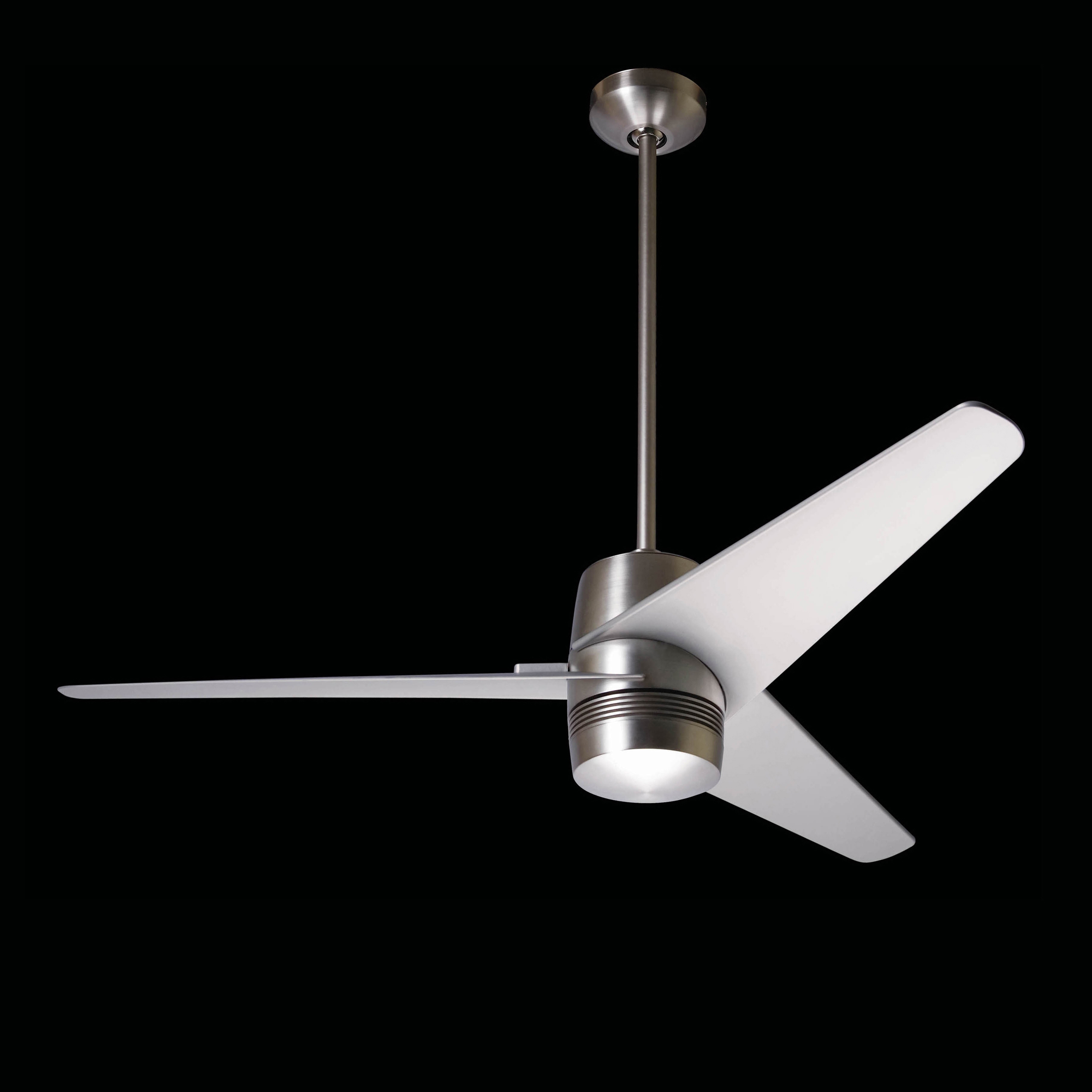 Display product Velo bright nickel from manufacturer The Modern Fan