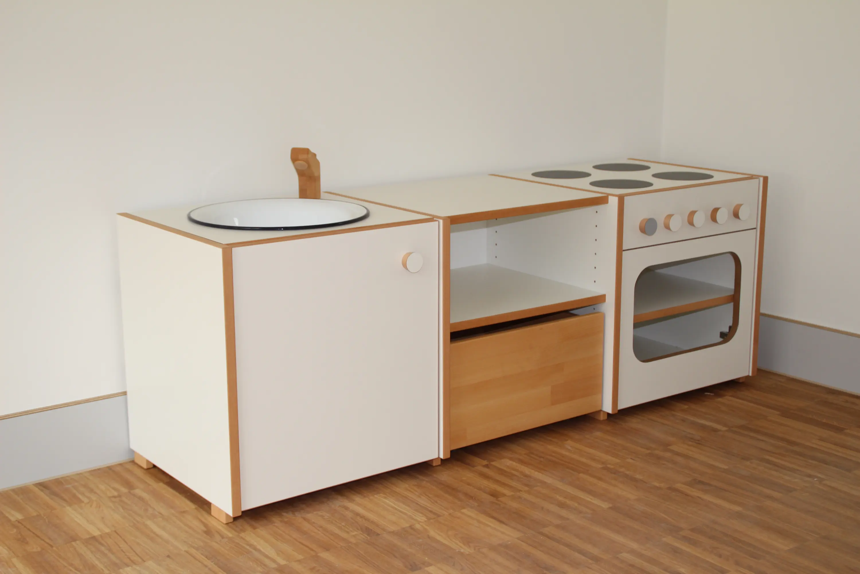 De Breuyn - Playhouse DBF-705