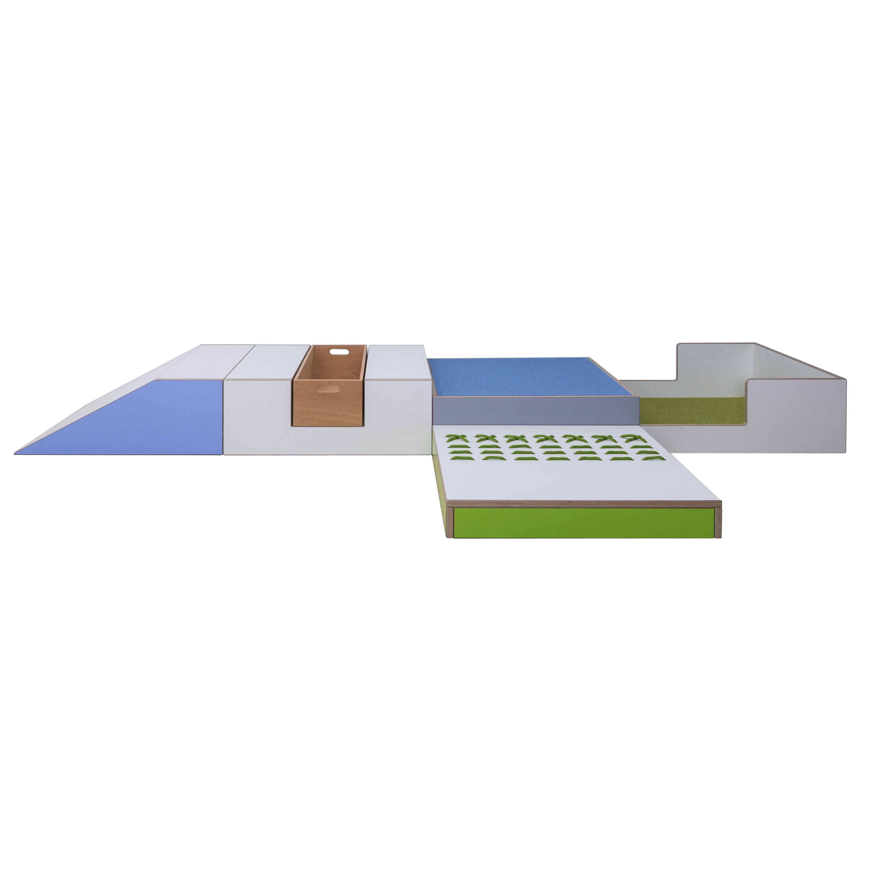 Display product Scenery for toddlers DBF-997 from manufacturer De Breuyn