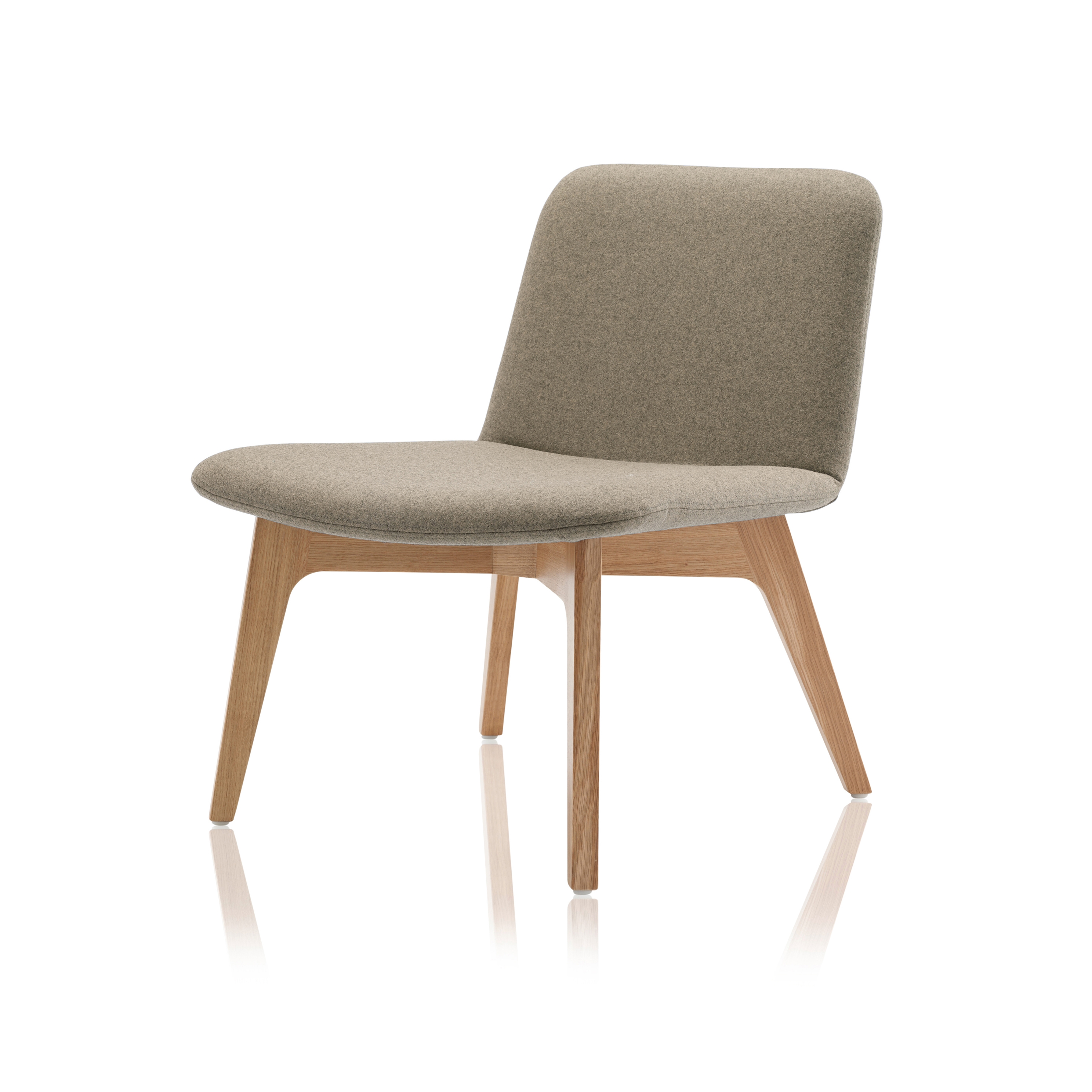 Display product Agent Lounge Chair from manufacturer Boss Design