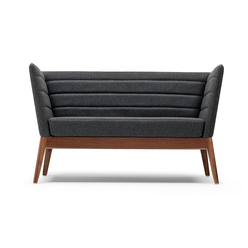 Vertoon produk Callisto Compact Sofa - American Black Walnut van vervaardiger Boss Design