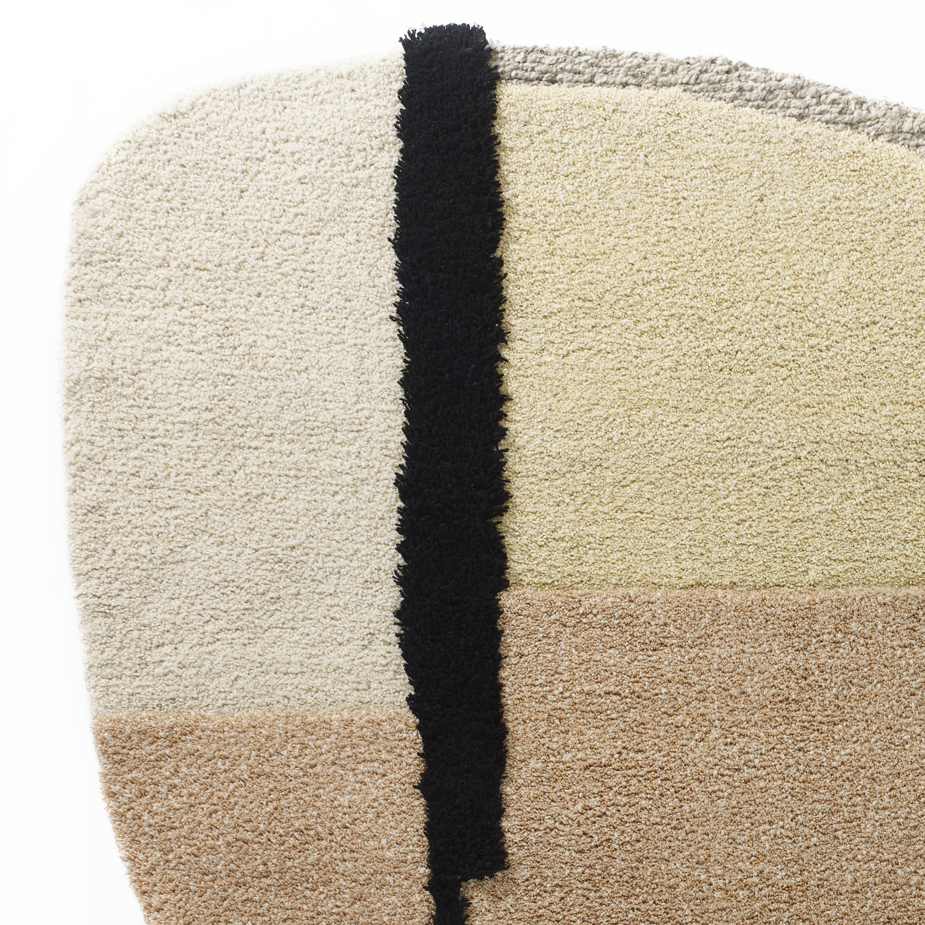Produkt Nudo | Teppich groß, weiss/beige/rosa des Herstellers Ames anzeigen