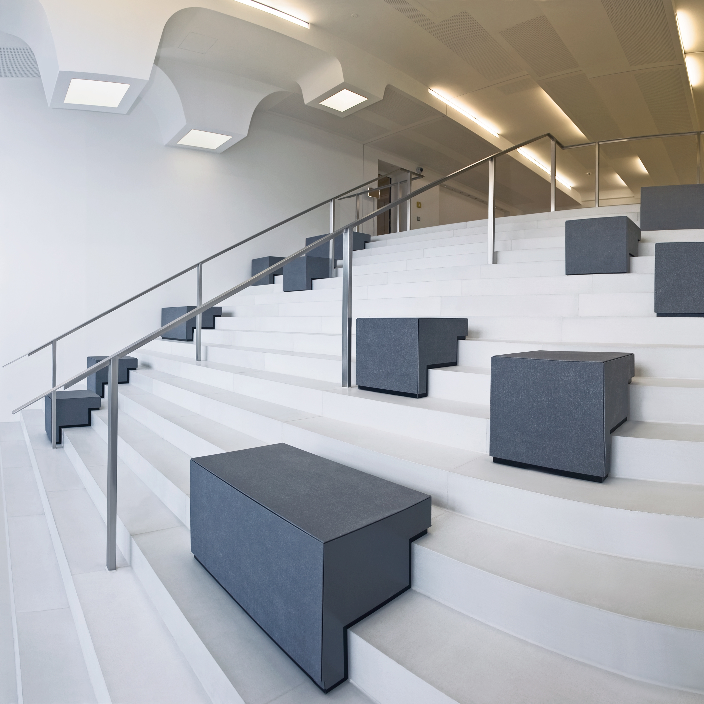 Mostrar el producto Betonlith | tread del fabricante REC Bauelemente