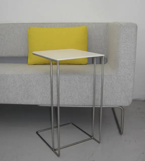 8000C - Change Side Table