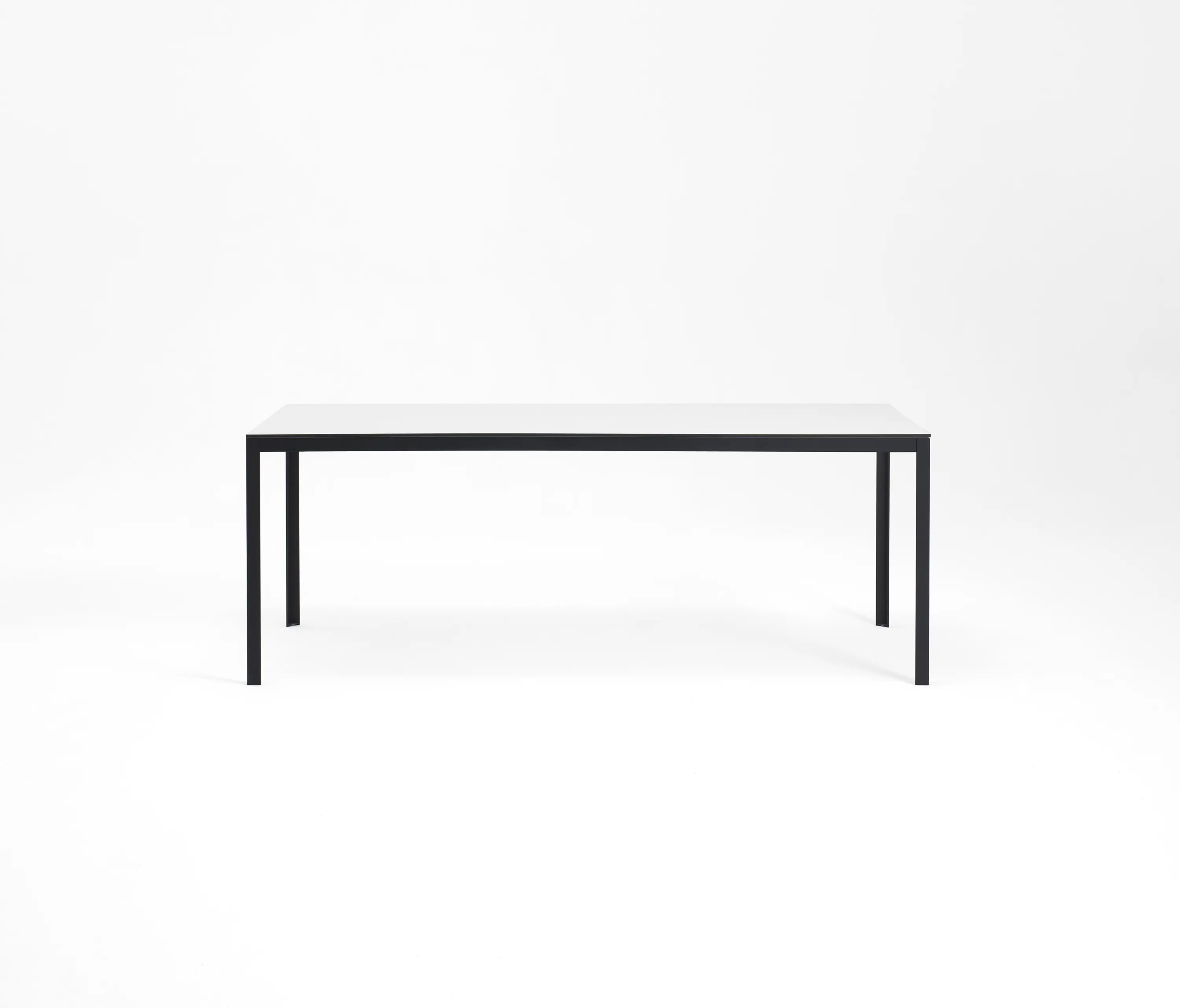 8000C - Kant Table