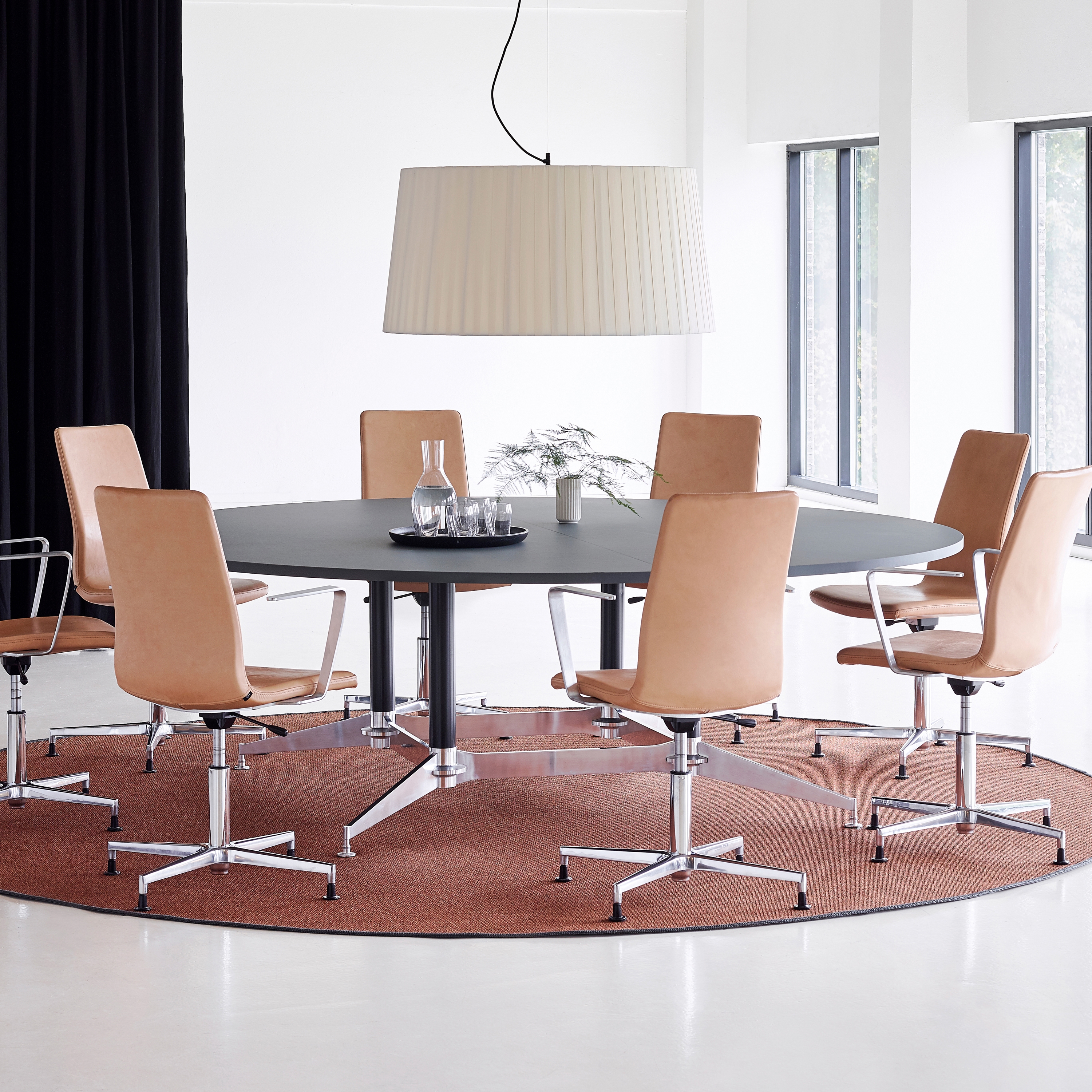 Display product DO1100 Round Conference Table from manufacturer Holmris B8
