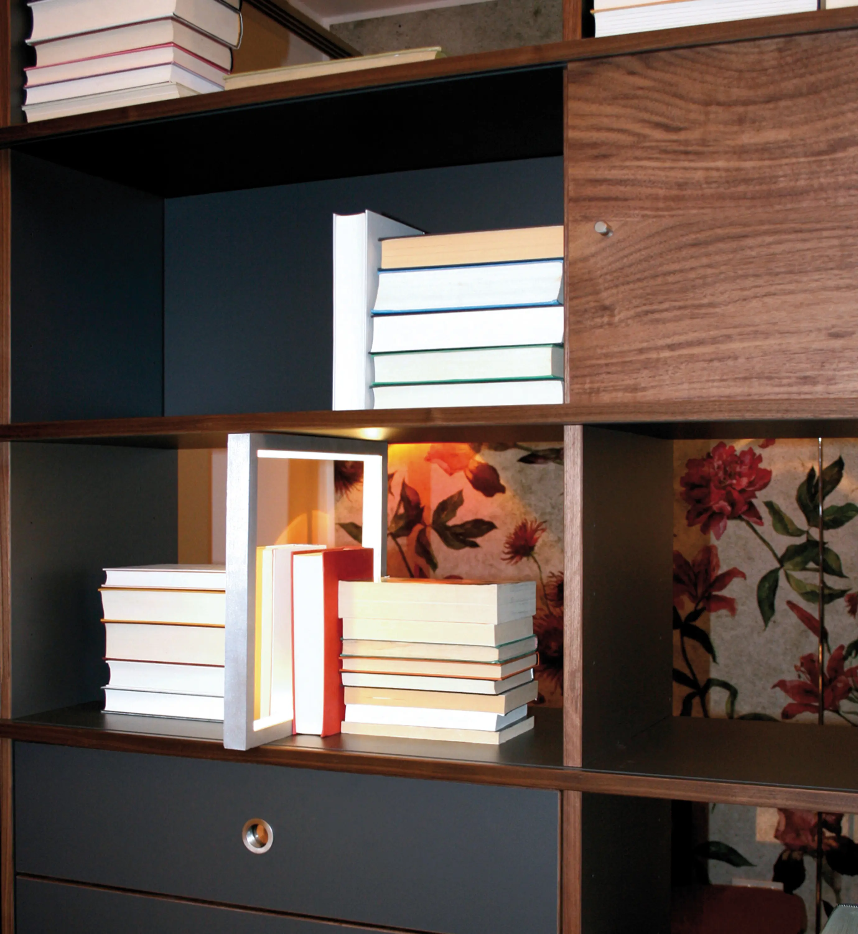 OLIVER CONRAD - QR Shelf | QRL Shelf lamp