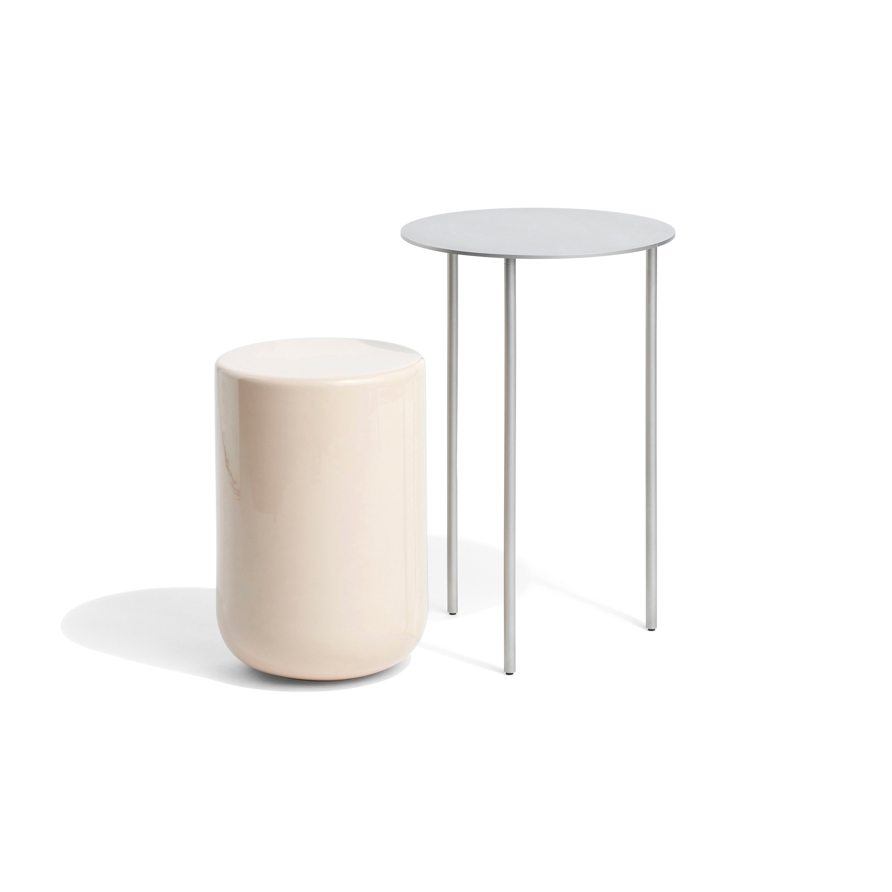 The pair S side tables | light beige