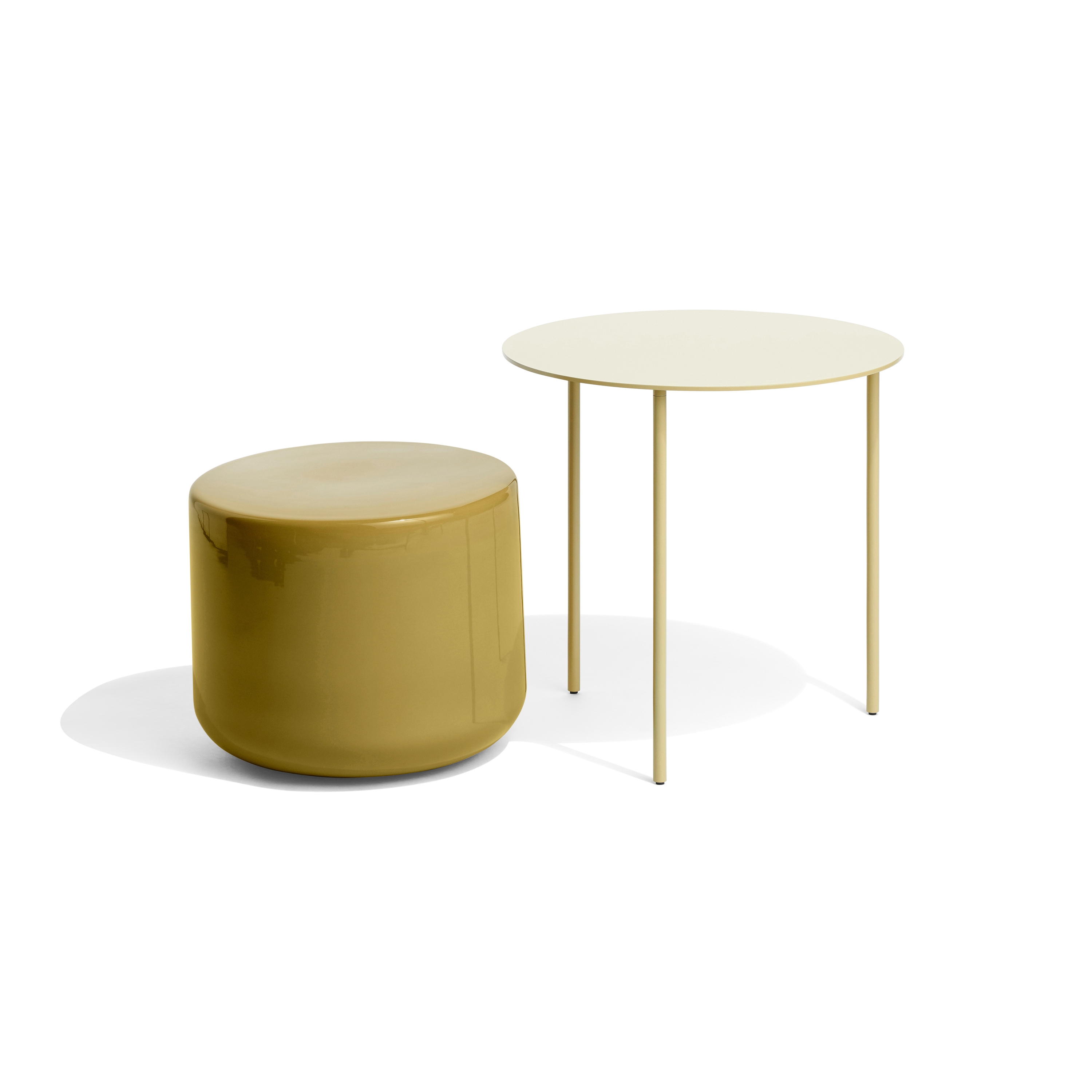 The pair M side tables | ochre
