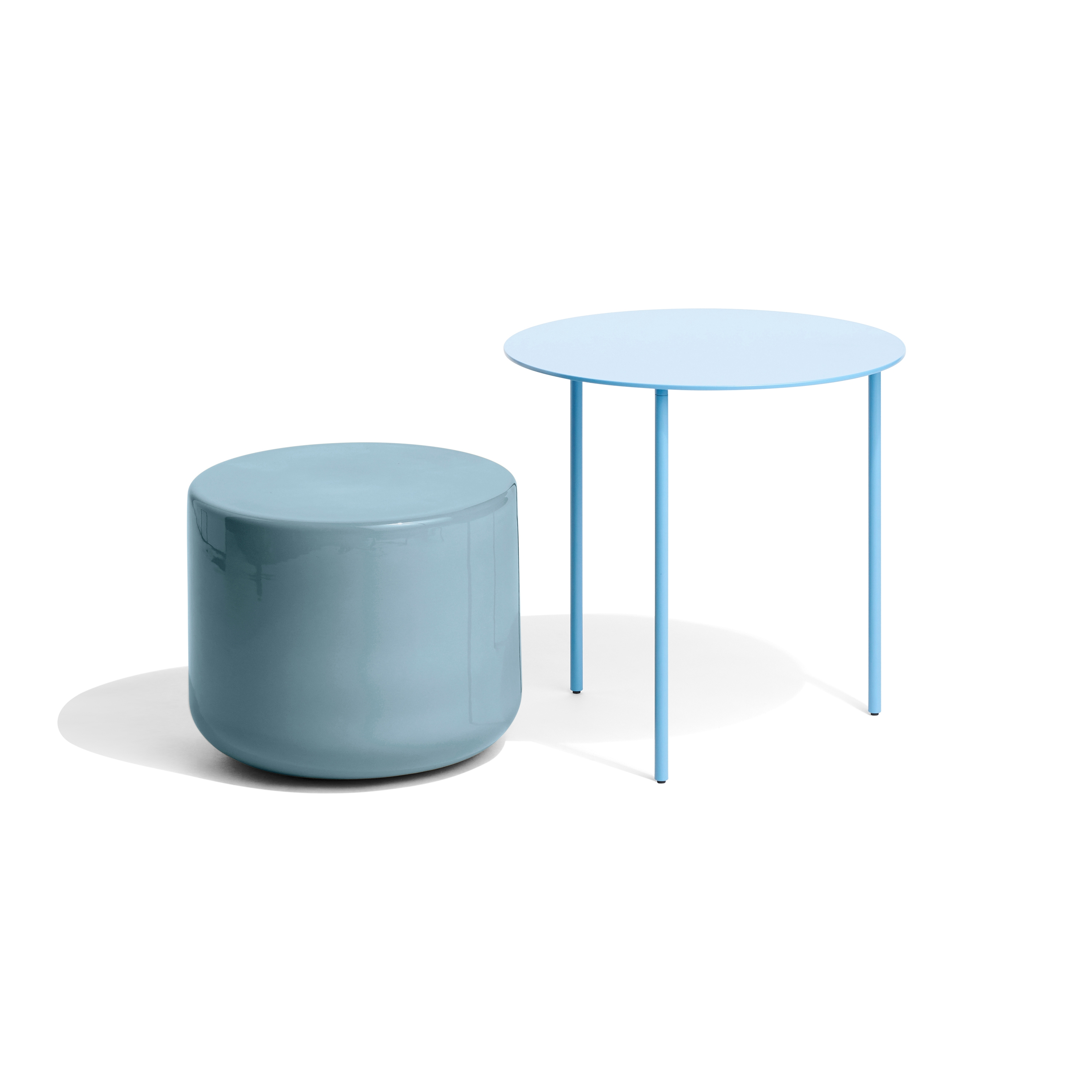 The pair M side tables | pastel blue