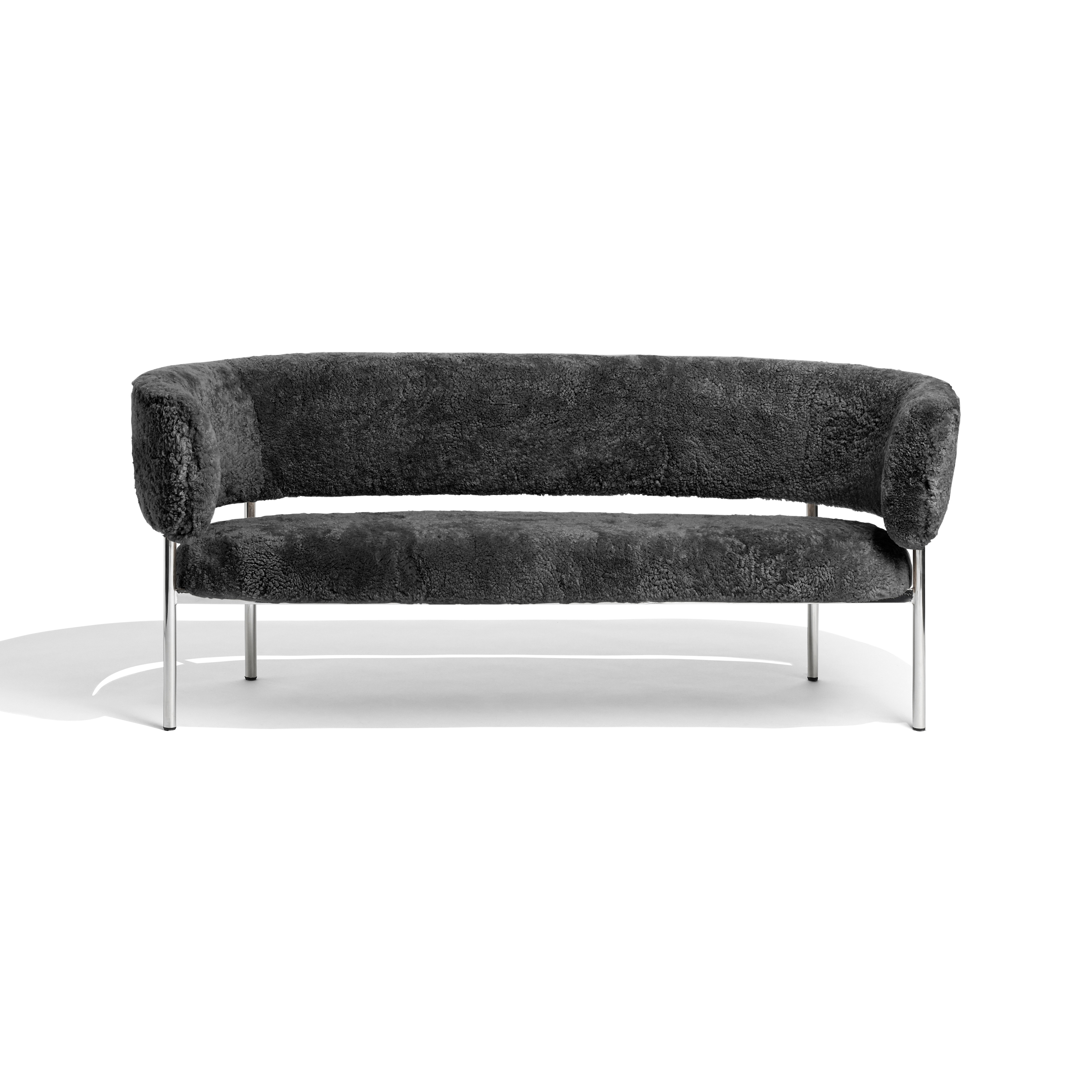Display product Font lounge sofa | grey sheepskin from manufacturer møbel copenhagen