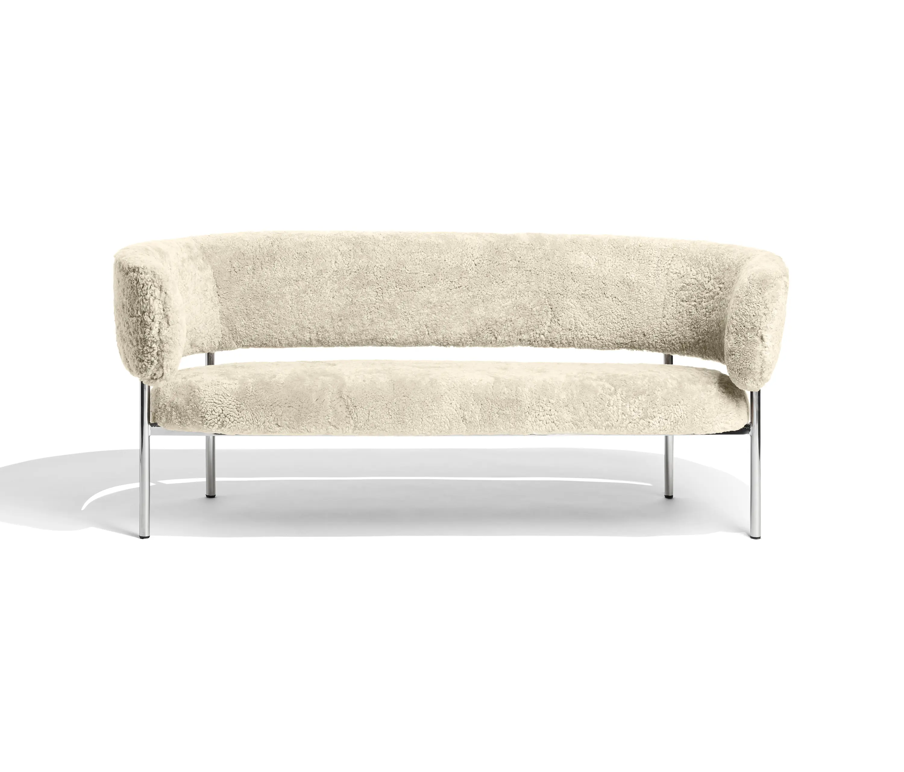 møbel copenhagen - Font lounge sofa | oyster sheepskin