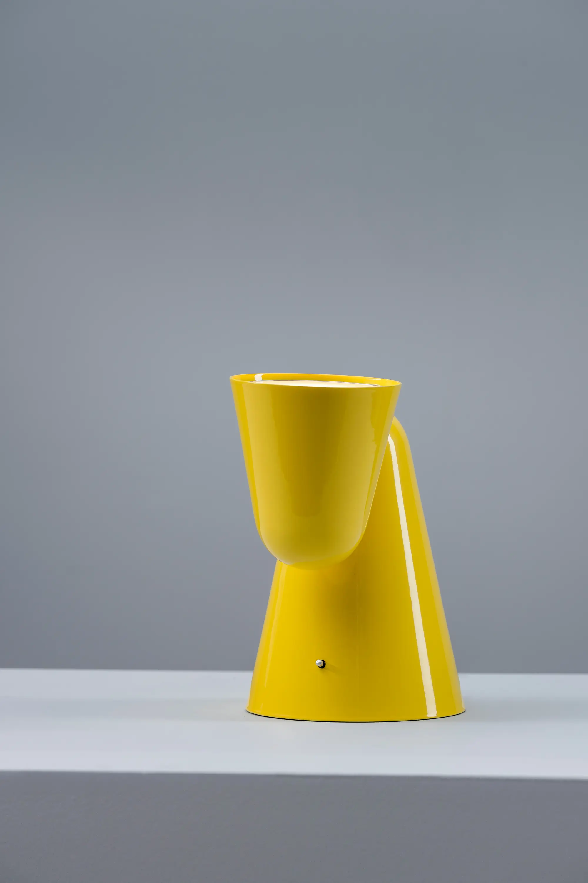Formagenda - Peppone Table