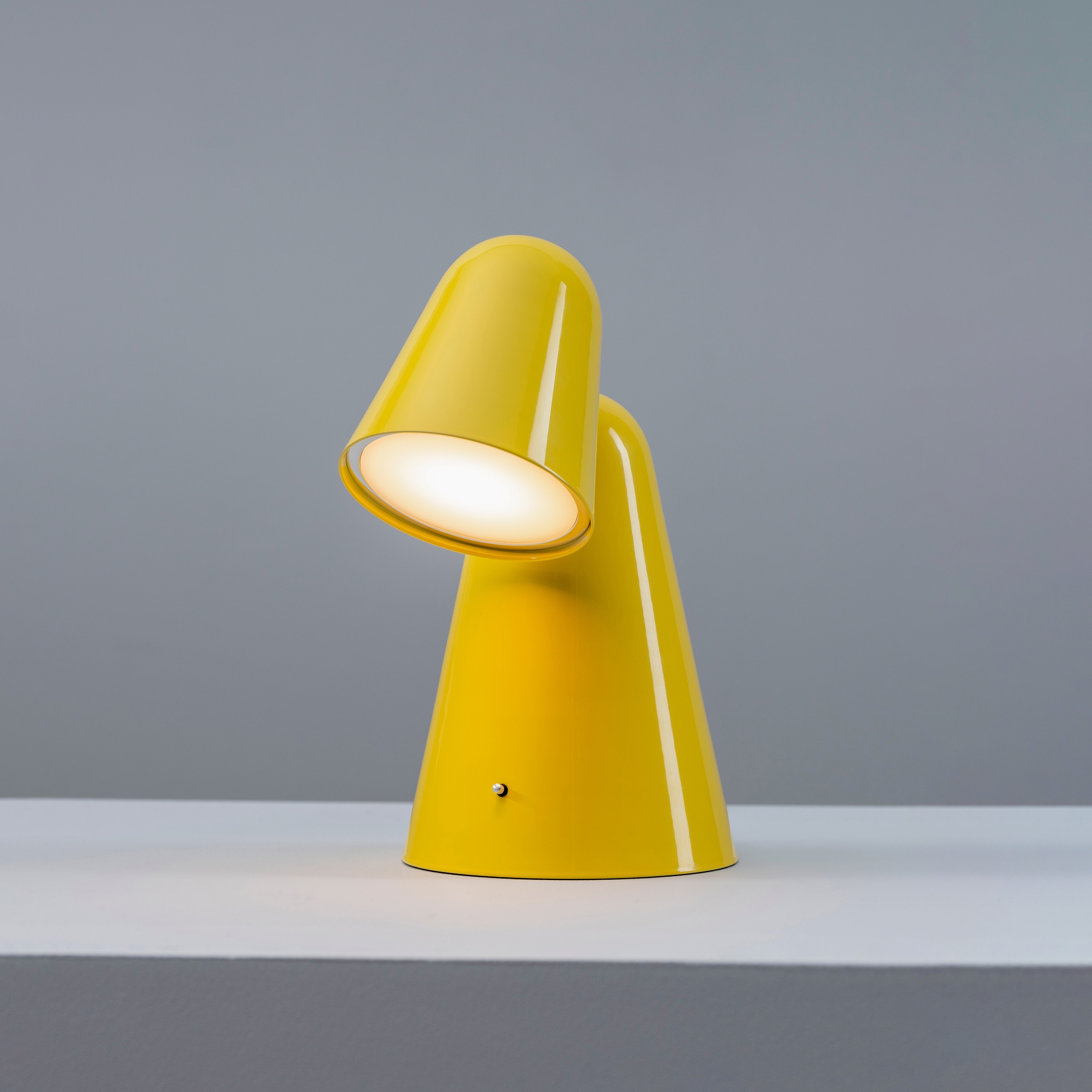 Peppone Table