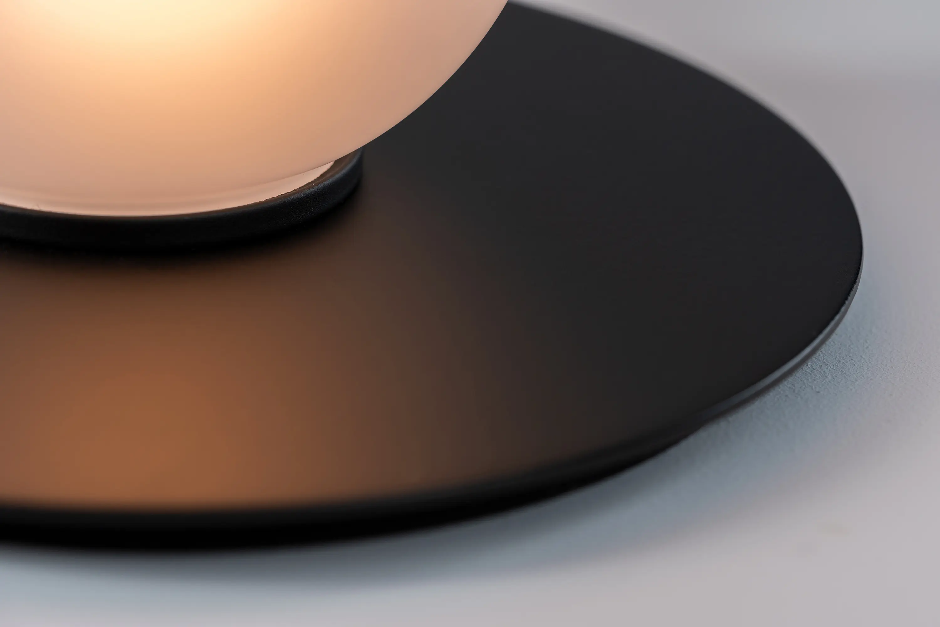 Formagenda - Pearls Double Table
