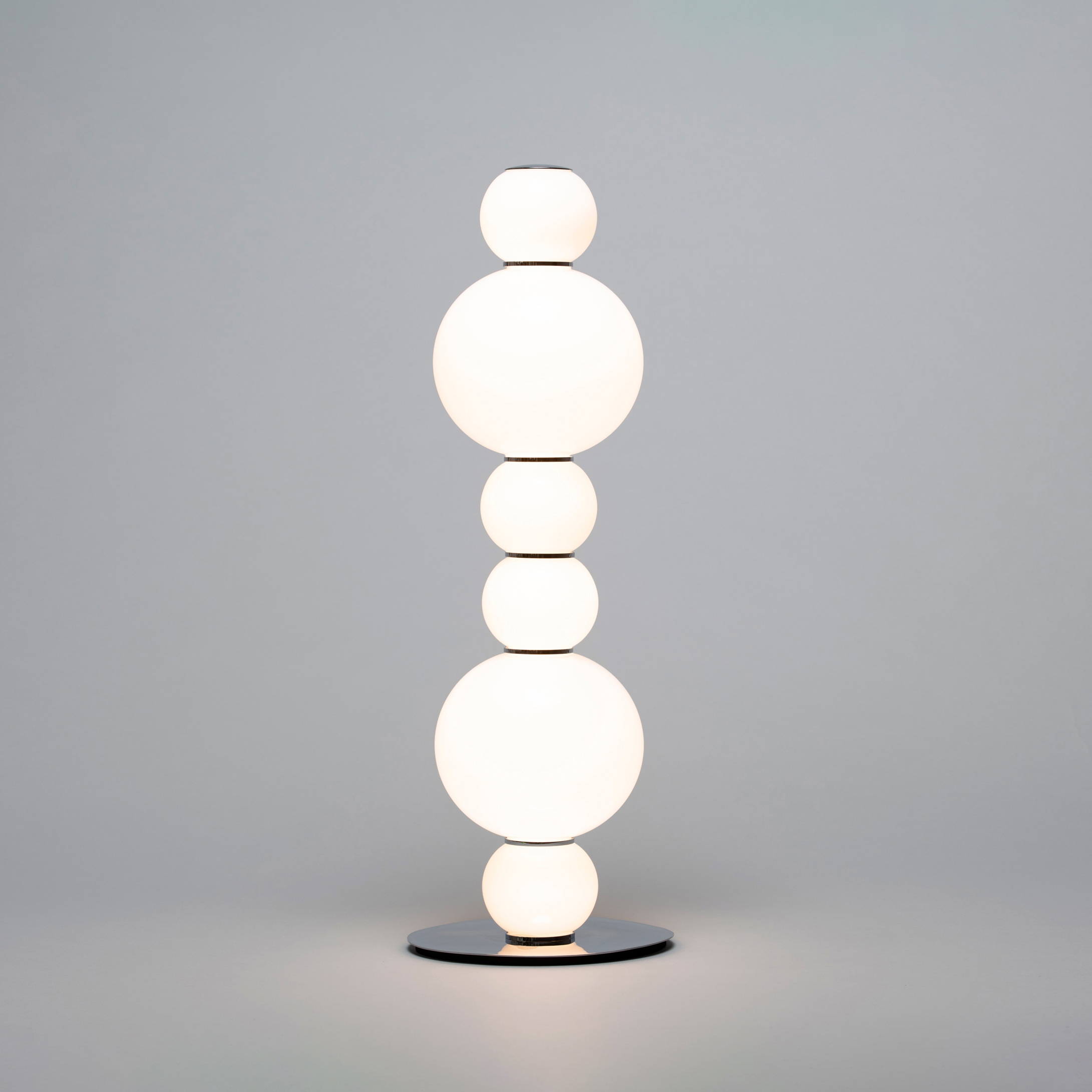 Pearls Double Table