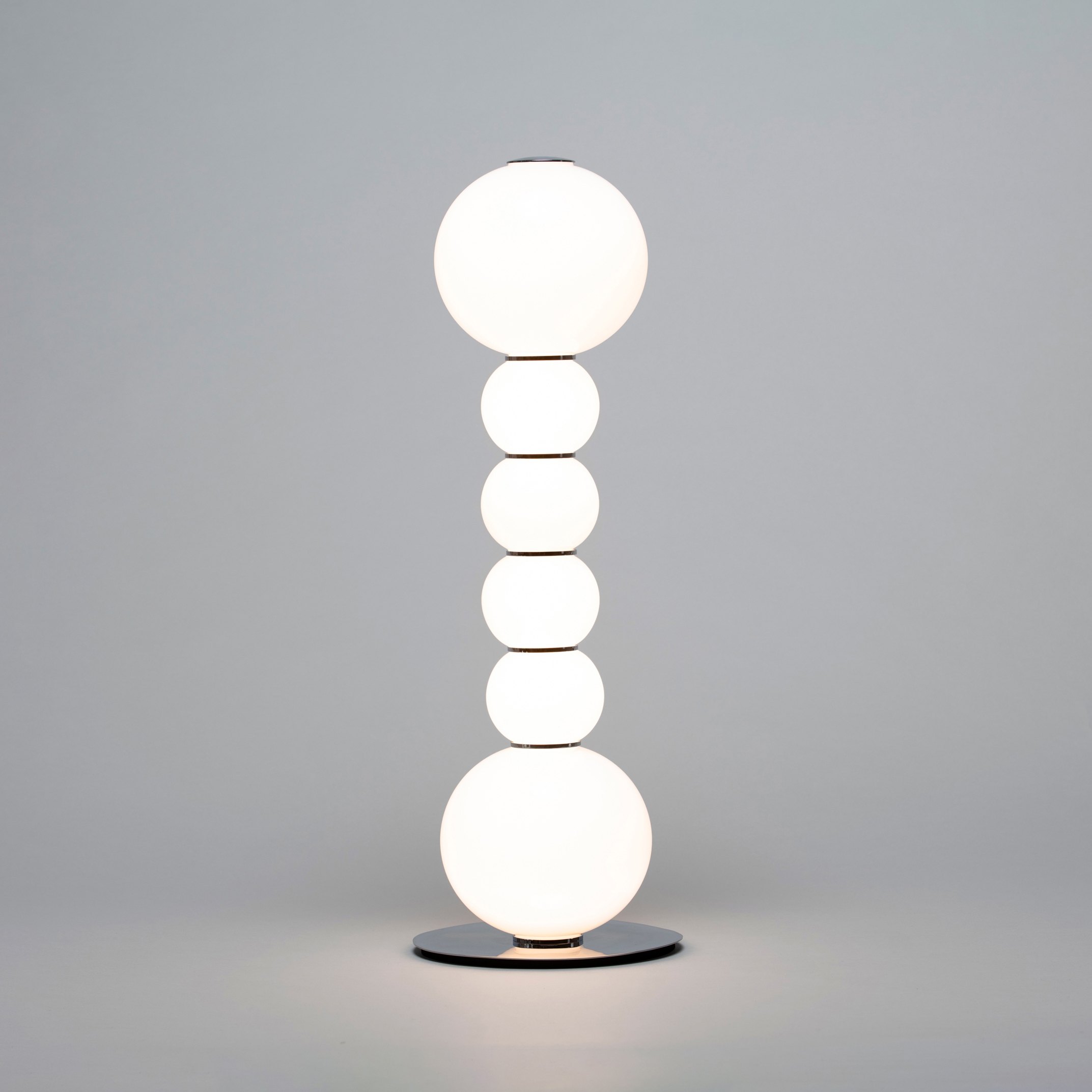 Pearls Double Table