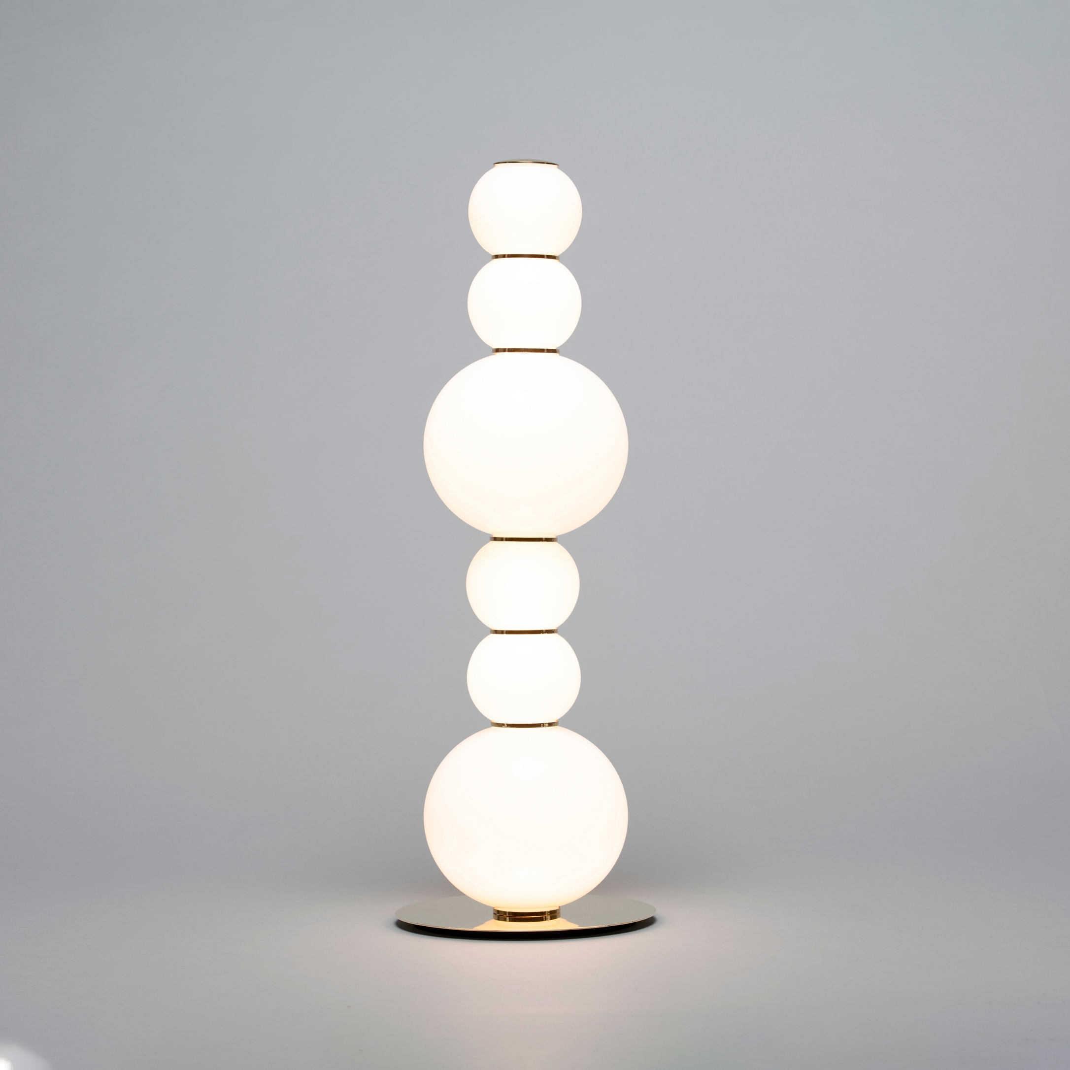 Pearls Double Table