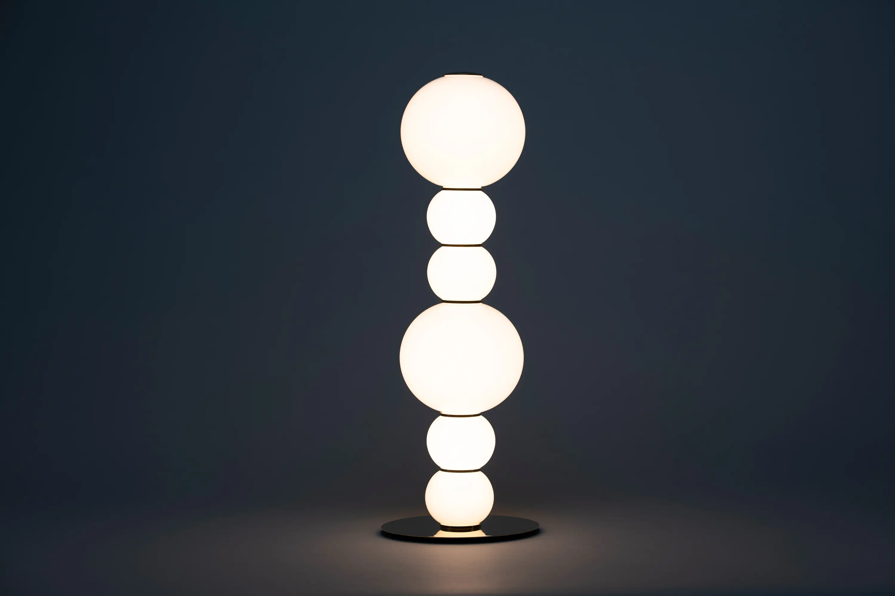 Formagenda - Pearls Double Table