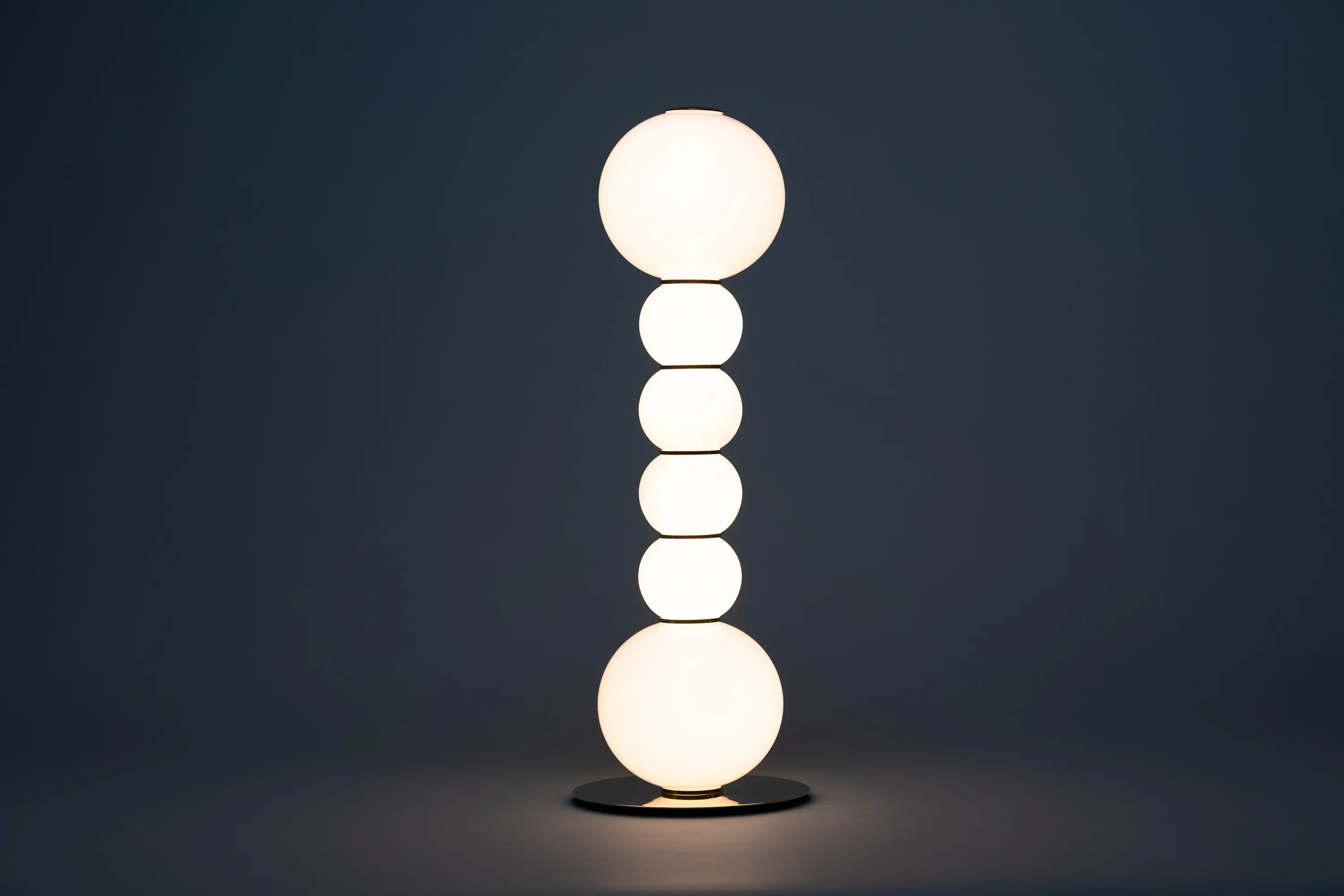 Formagenda - Pearls Double Table
