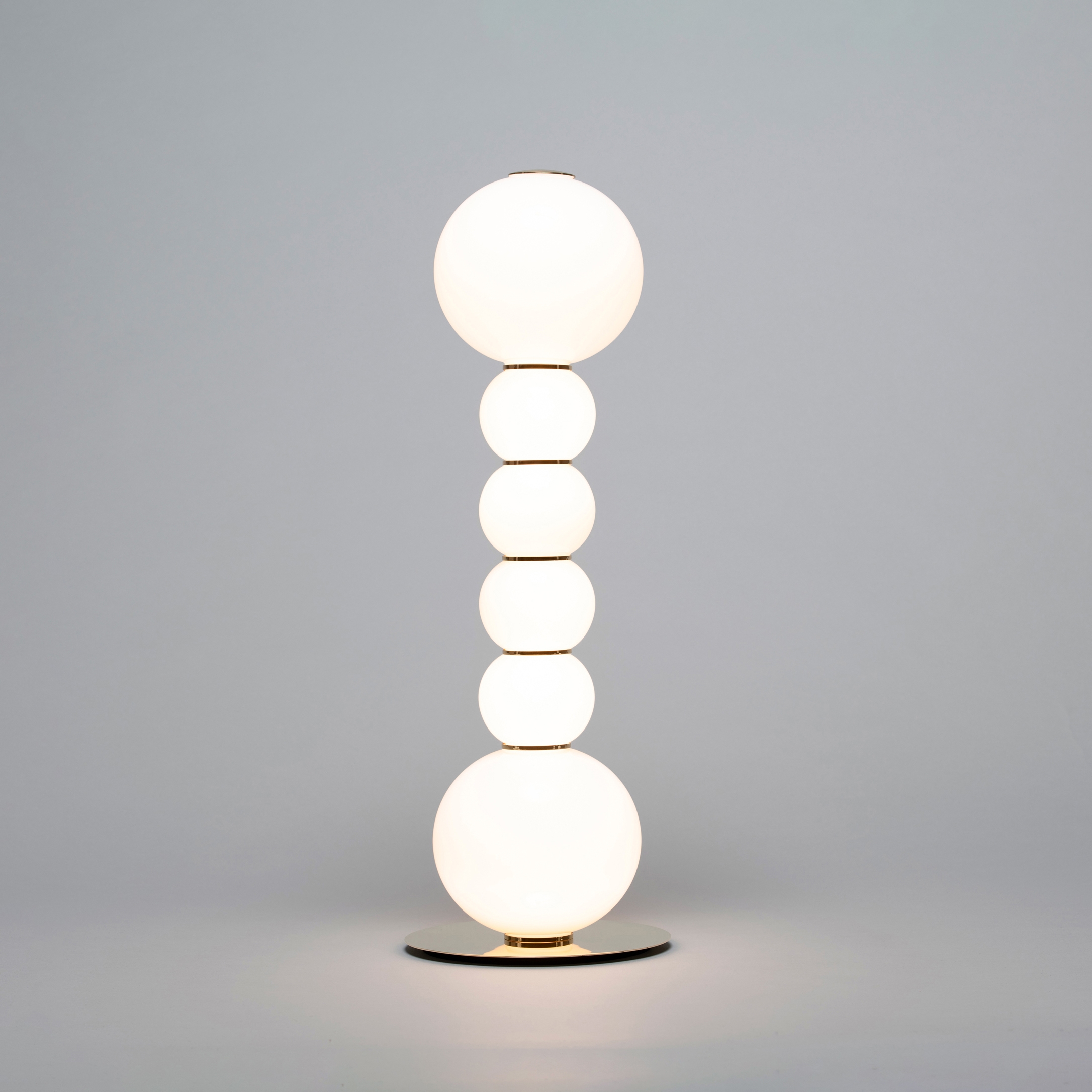 Pearls Double Table