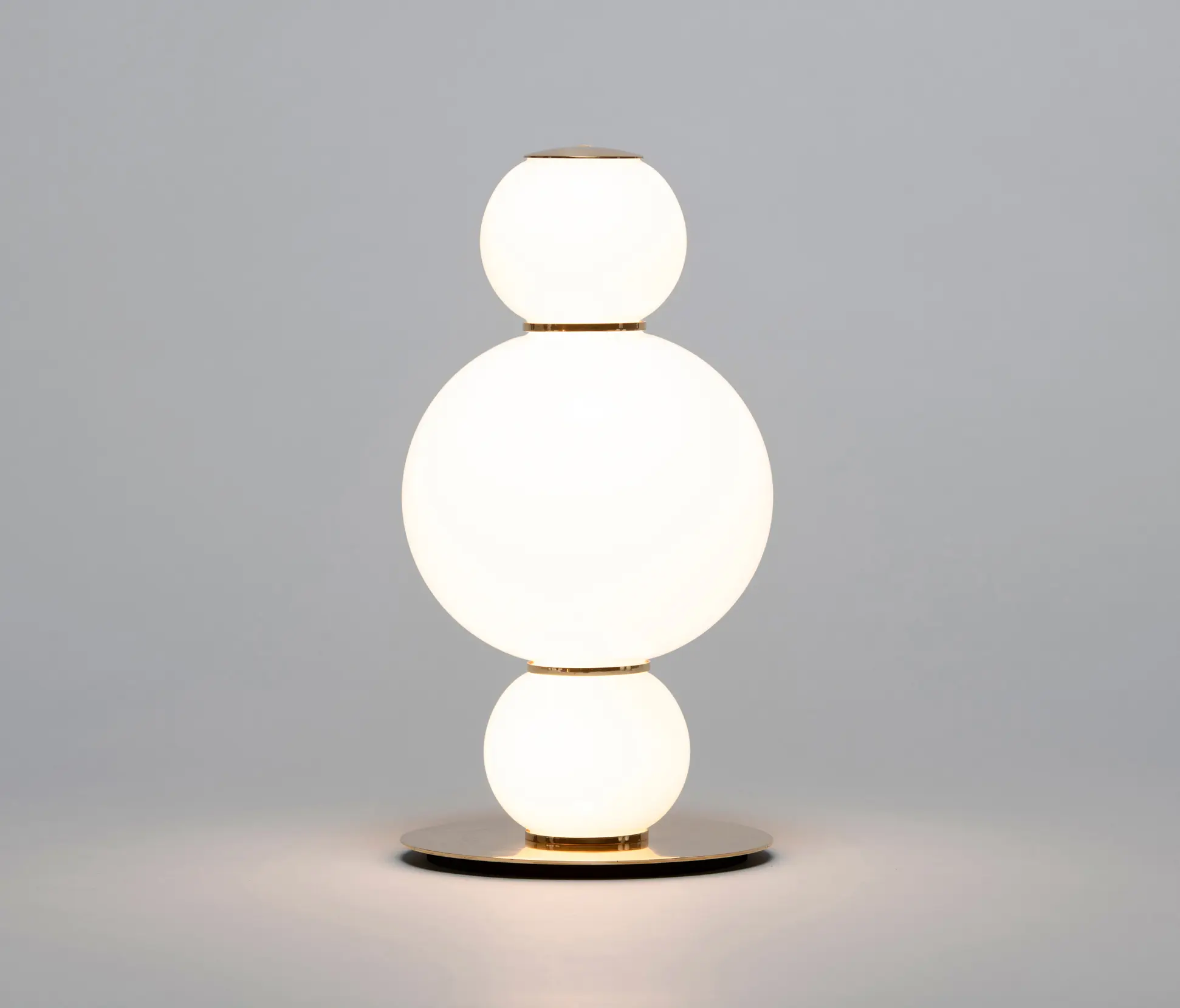Formagenda - Pearls Table