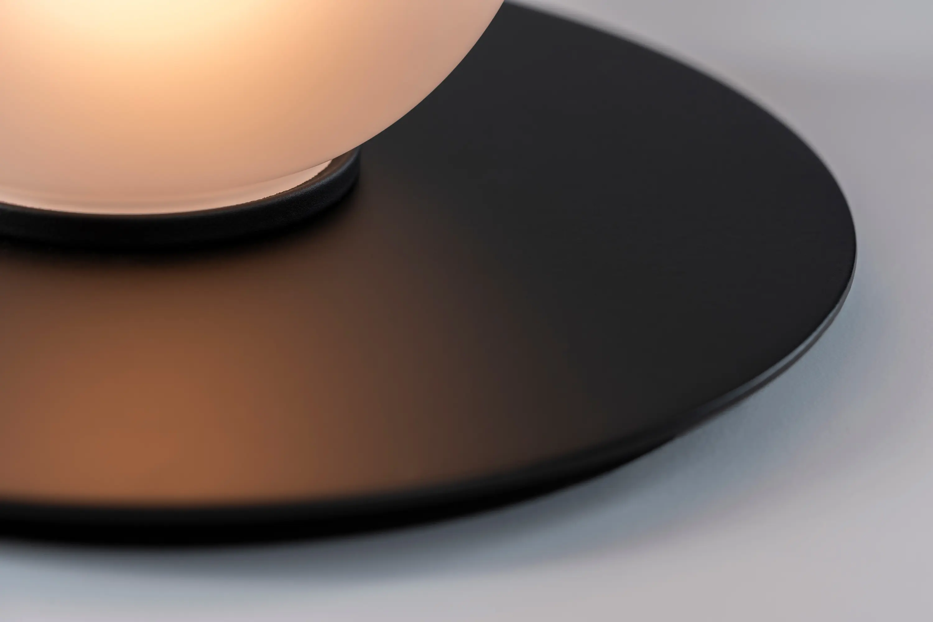 Formagenda - Pearls Table